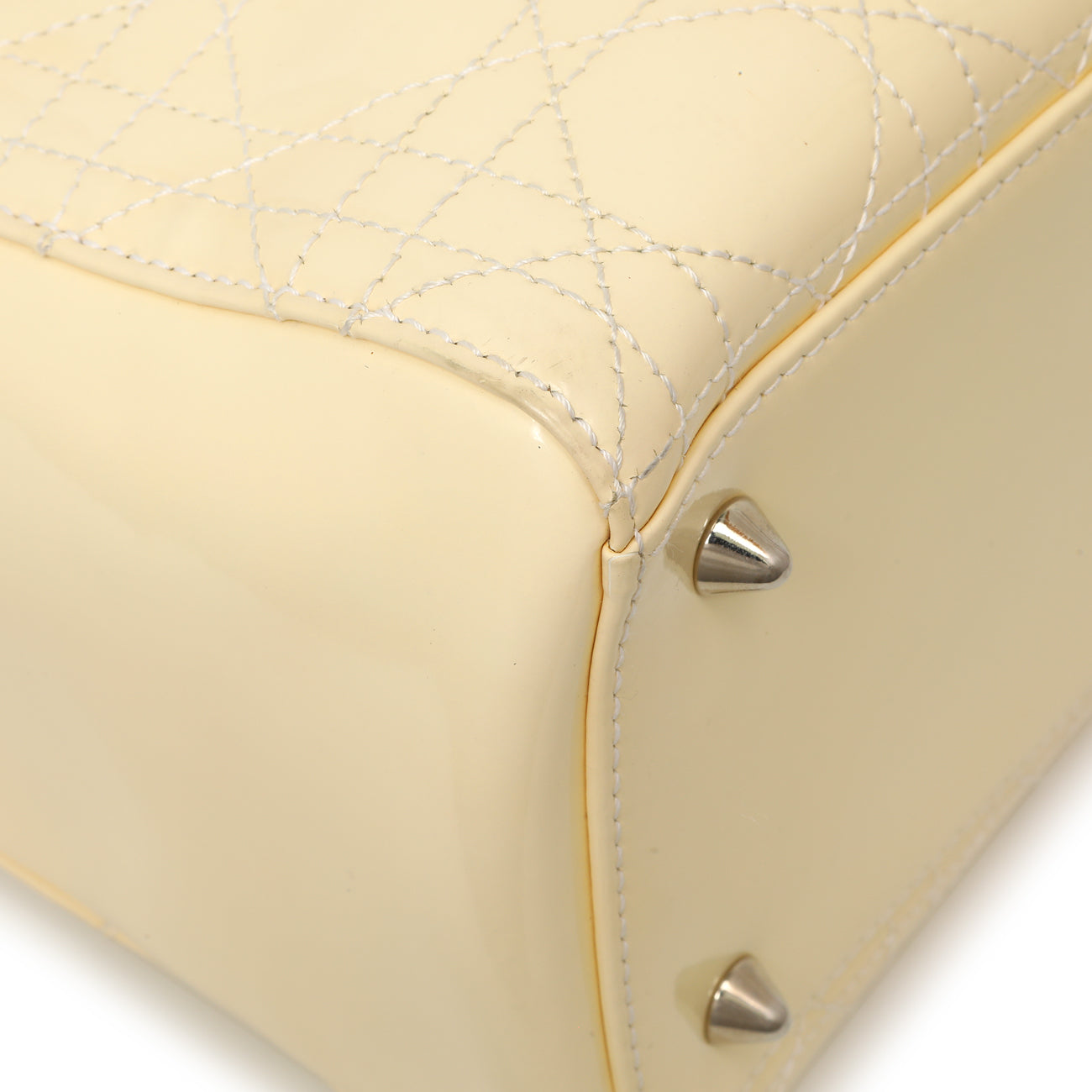 Exclusive Christian Dior Ivory Patent Cannage Medium Lady Dior — Lifestyle View