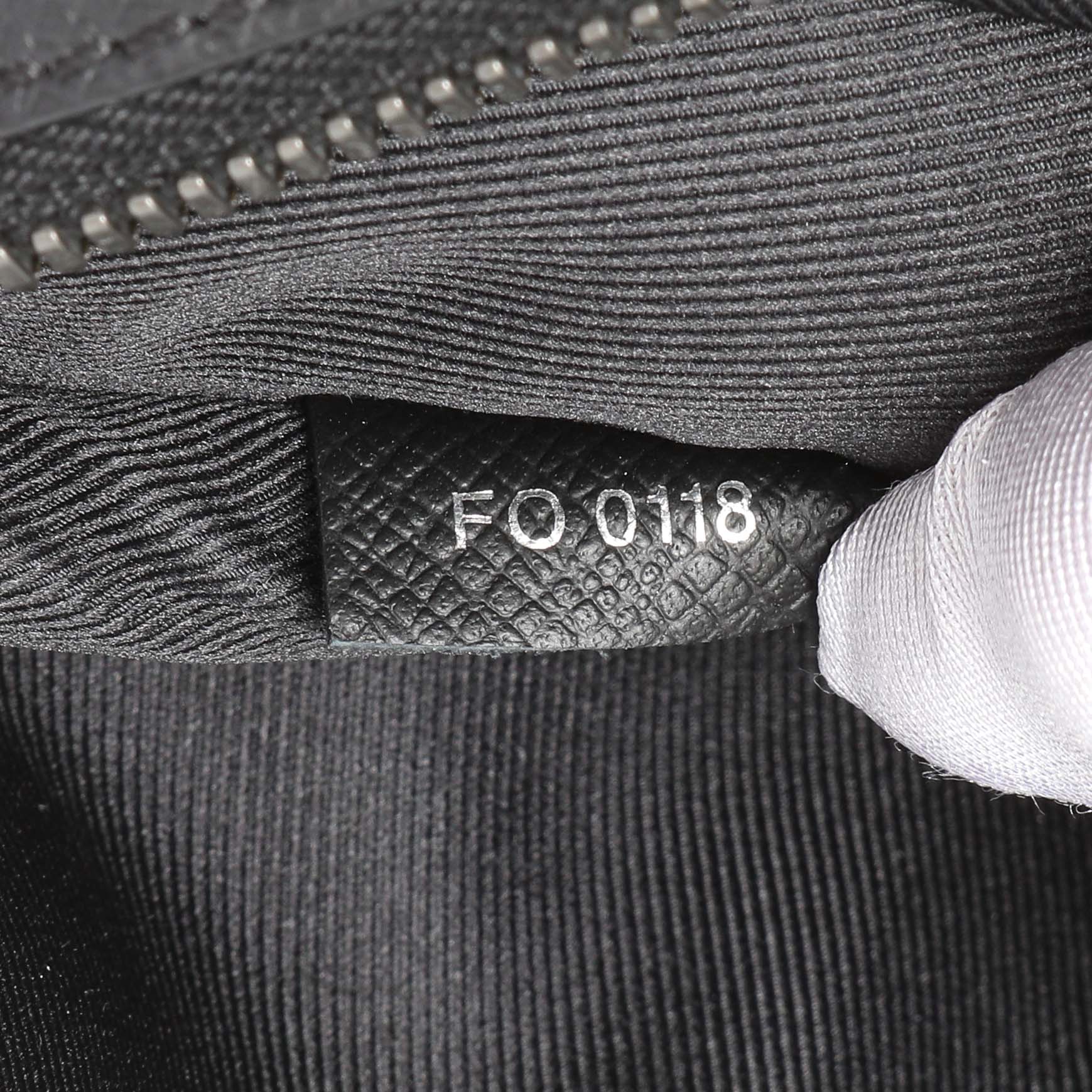 Exclusive Louis Vuitton Black Taiga Outdoor Cabas — Alternate View 13