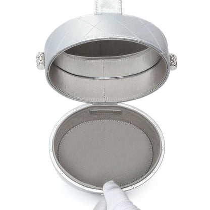 Exclusive Chanel Silver Quilted Round Vanity Case With Chain — Top View