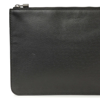 Exclusive Louis Vuitton Black Taiga Outdoor Cabas — Alternate View 16