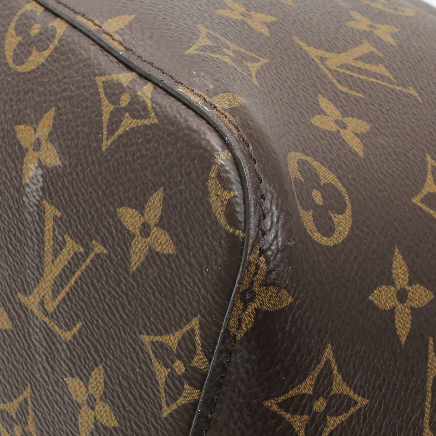 Exclusive Louis Vuitton Monogram Neonoe MM — Alternate View 7