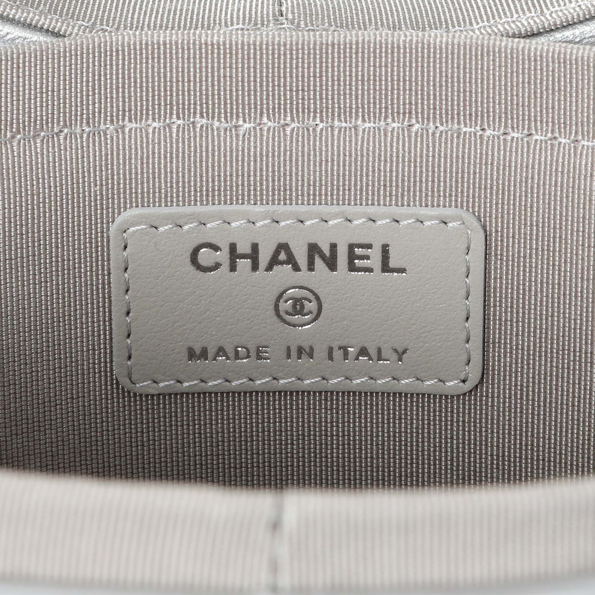 Exclusive Chanel Silver Quilted Round Vanity Case With Chain — Detail View