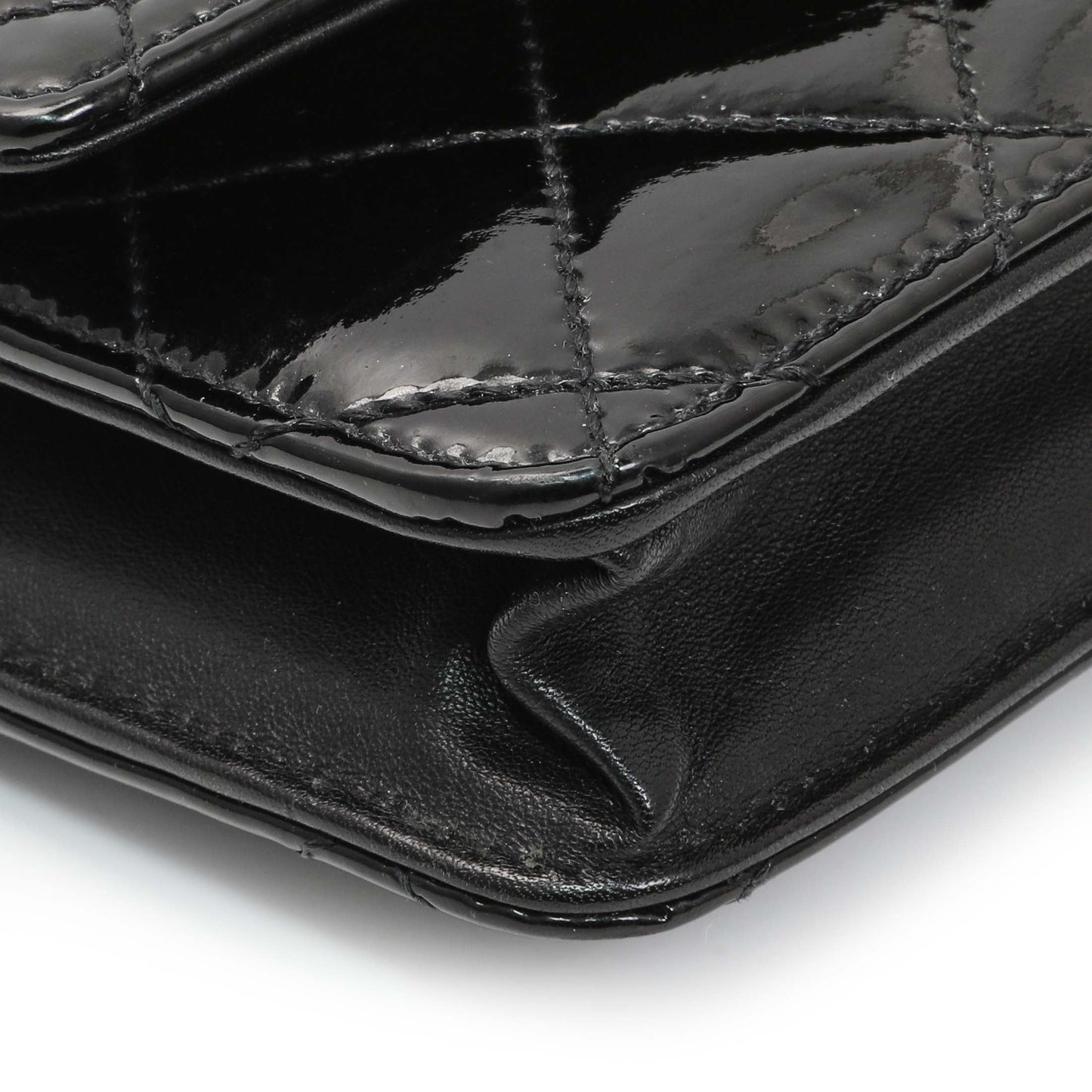 Exclusive Chanel Black Quilted Patent Brilliant Wallet On Chain WOC — Top View