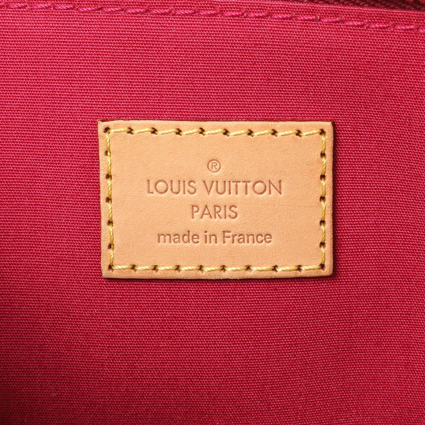 Exclusive Louis Vuitton Pomme D'Amour Vernis Alma PM — Detail View