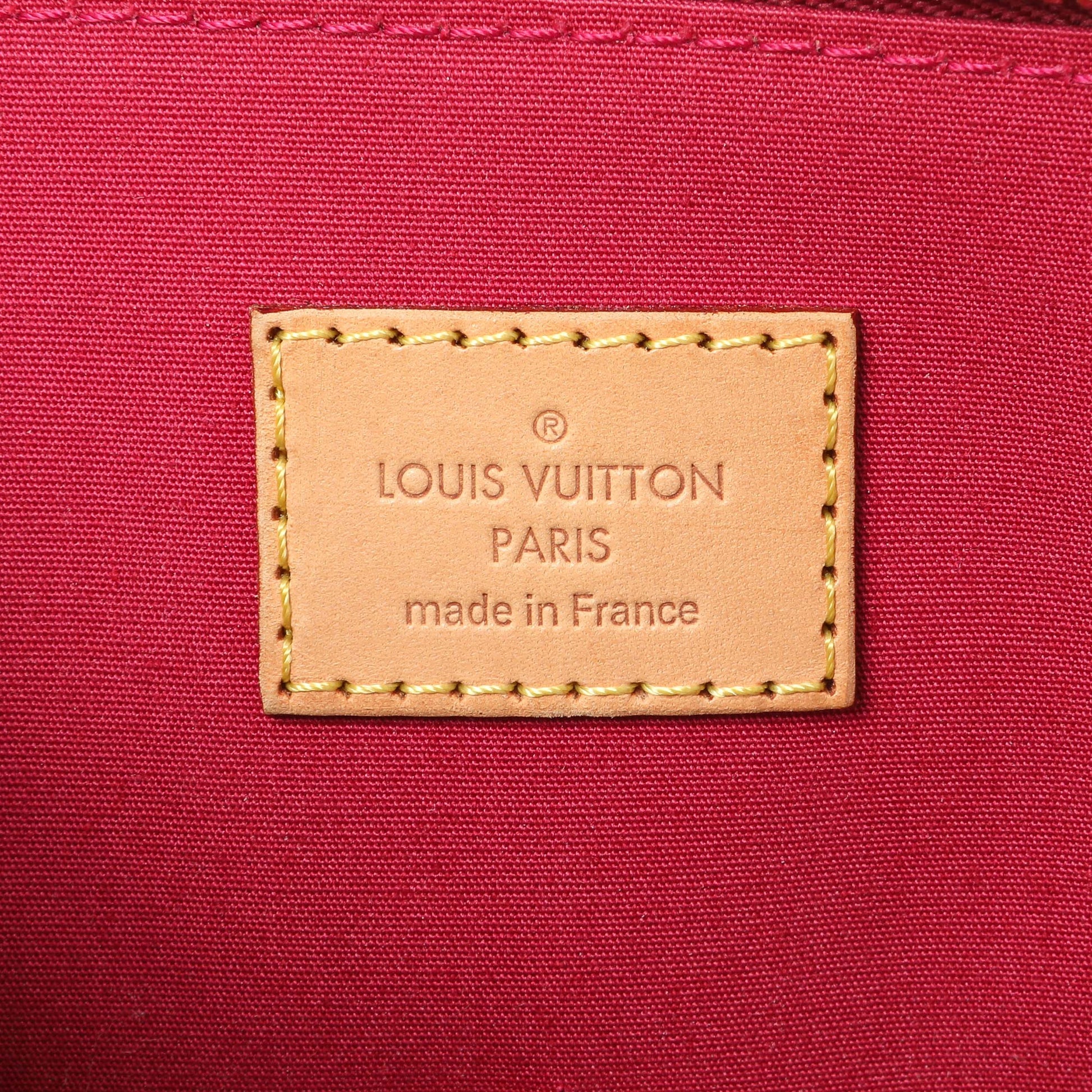 Exclusive Louis Vuitton Pomme D'Amour Vernis Alma PM — Detail View