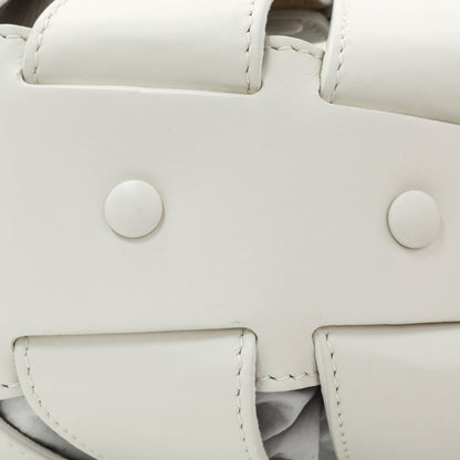 Exclusive Bottega Veneta White Calfskin Small Shell Bag — Alternate View 8