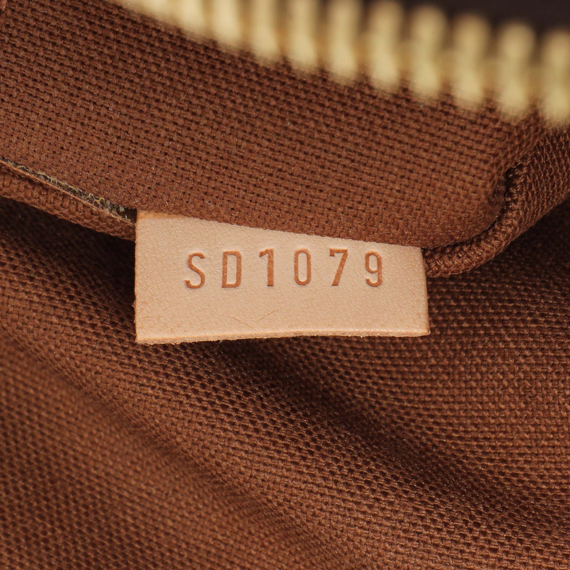 Exclusive Louis Vuitton Monogram Tivoli PM — Alternate View 10