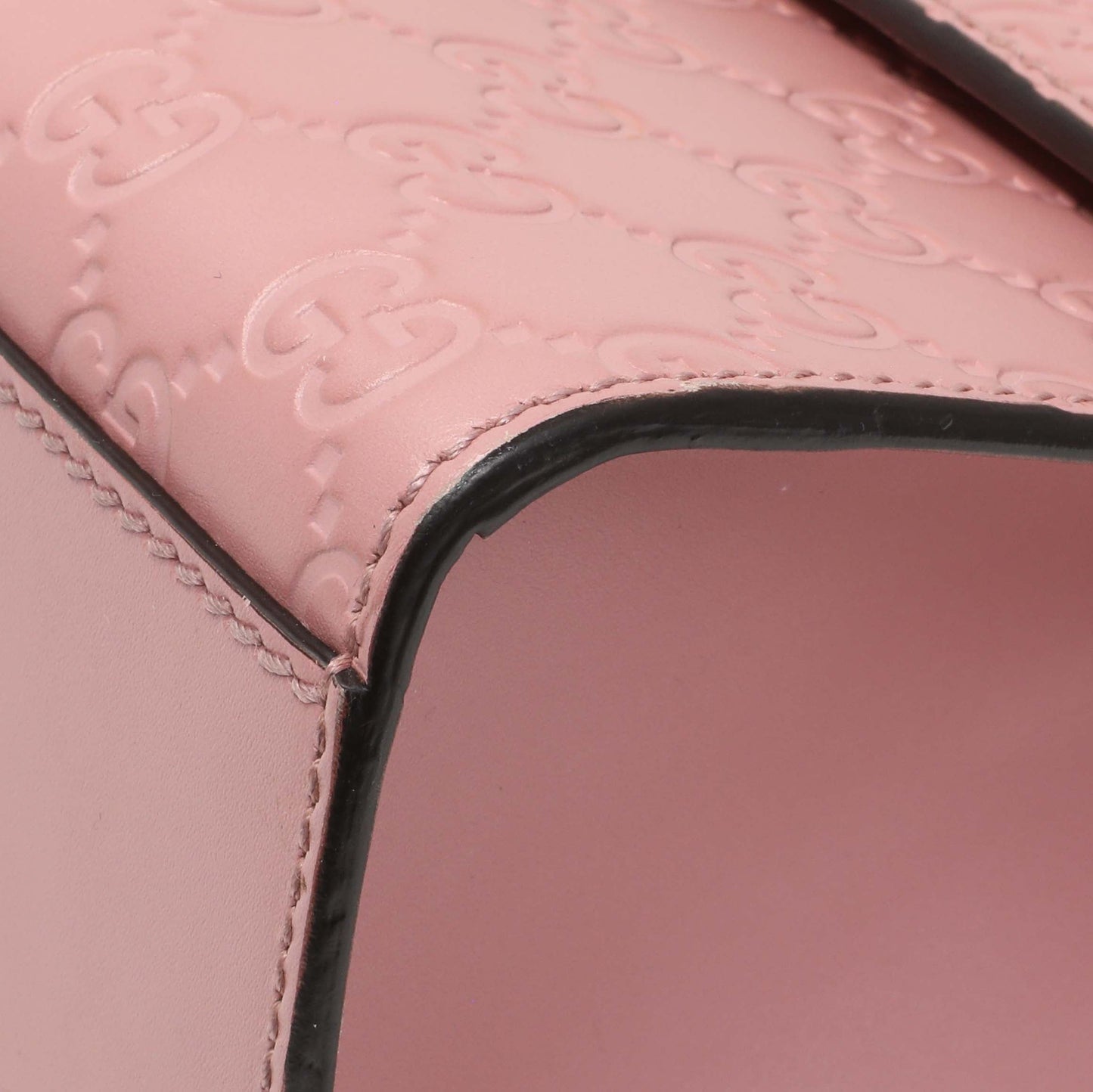 Exclusive Gucci Pink Calfskin Medium Guccissima Padlock Flap Shoulder Bag — Detail View