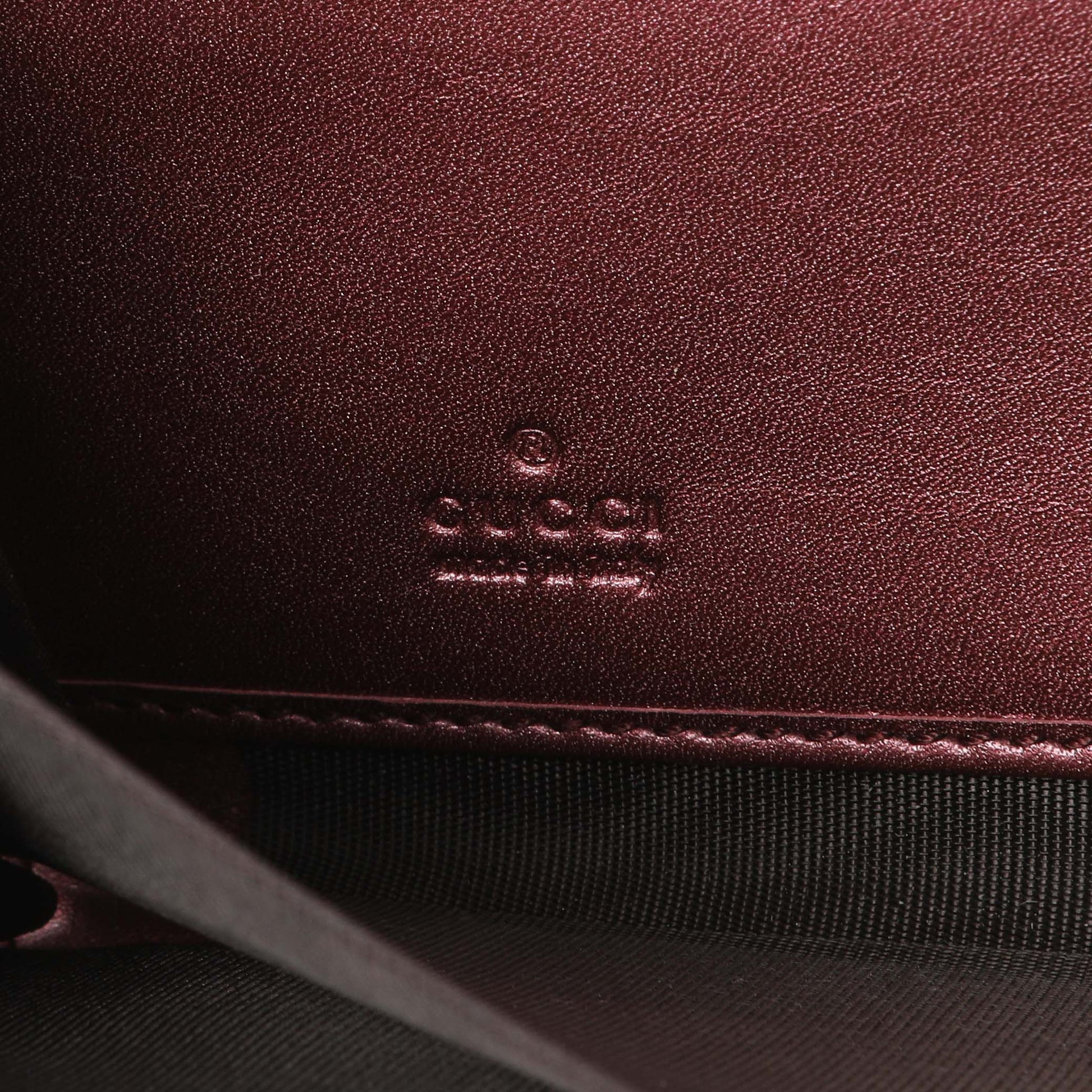 Exclusive Gucci Purple Shine Guccissima Zip Around Wallet — Detail View