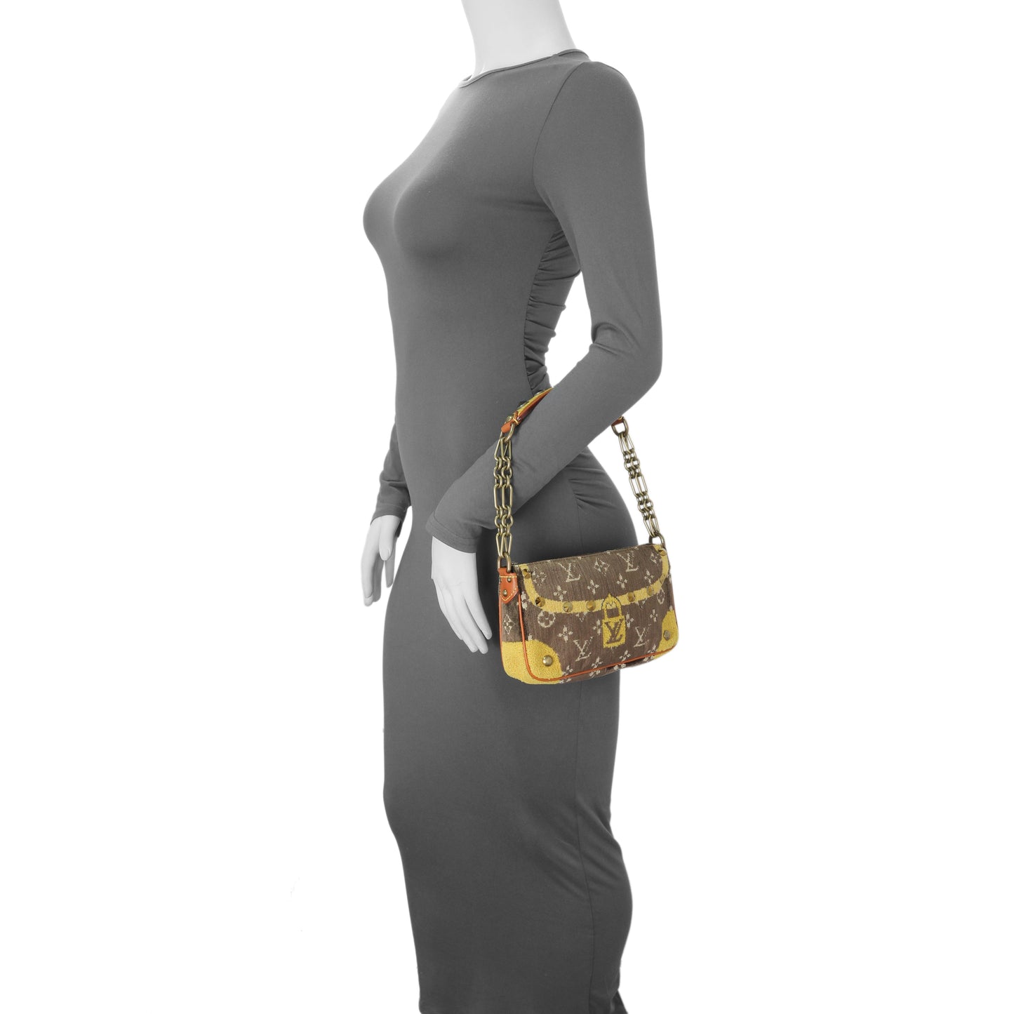 Exclusive Louis Vuitton Monogram Trompe L'oeil Pochette — Alternate View 7