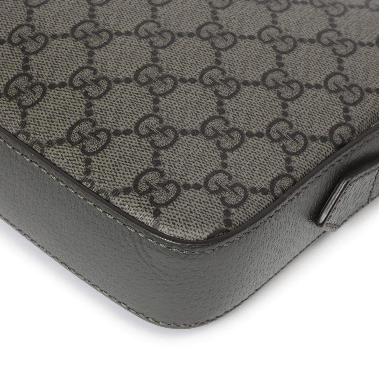 Exclusive Gucci Grey GG Supreme Monogram Ophidia Crossbody — Alternate View 7