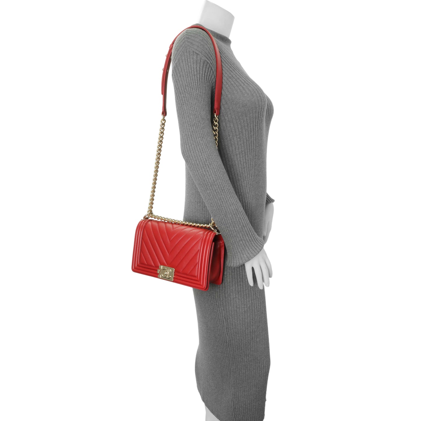 Exclusive Chanel Red Chevron Quilted Lambskin Medium Boy Flap — Alternate View 8