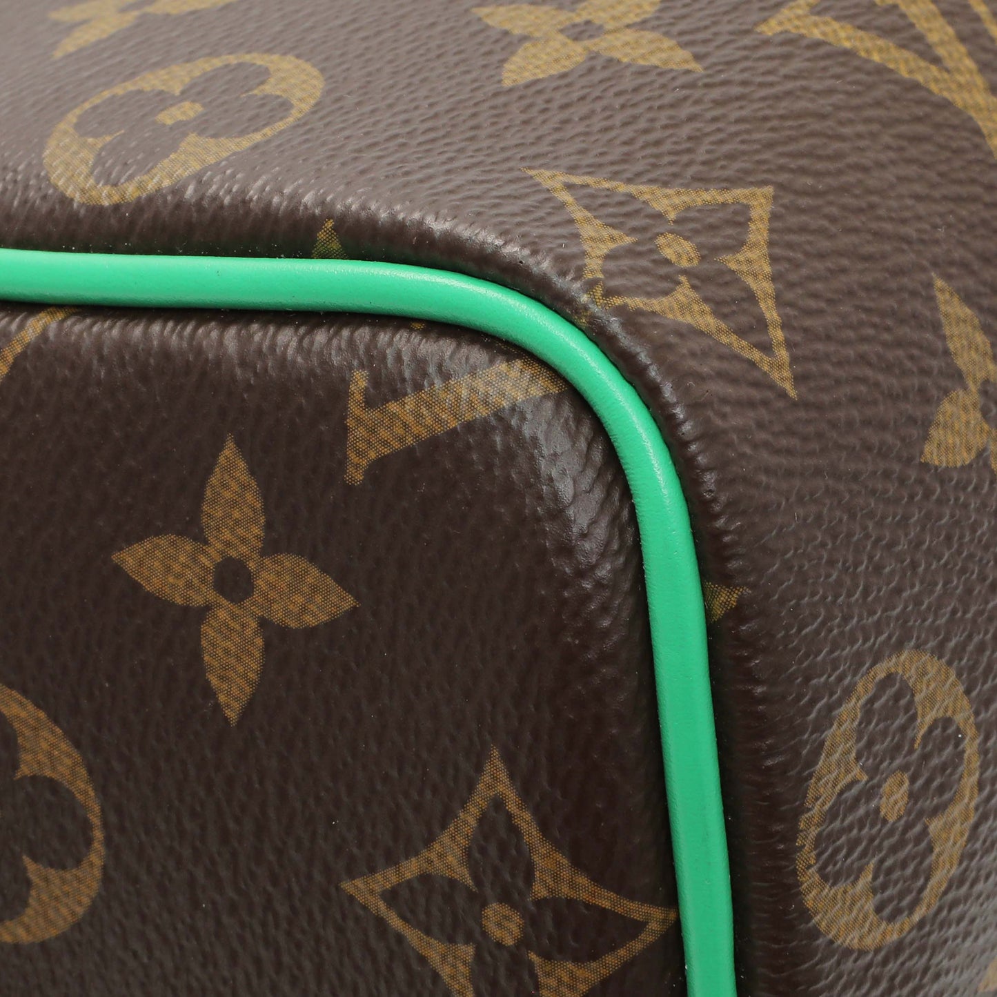 Exclusive Louis Vuitton Green Monogram Macassar Dopp Kit Toilet Pouch — Detail View