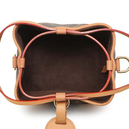 Exclusive Louis Vuitton Monogram Noe Purse — Alternate View 8