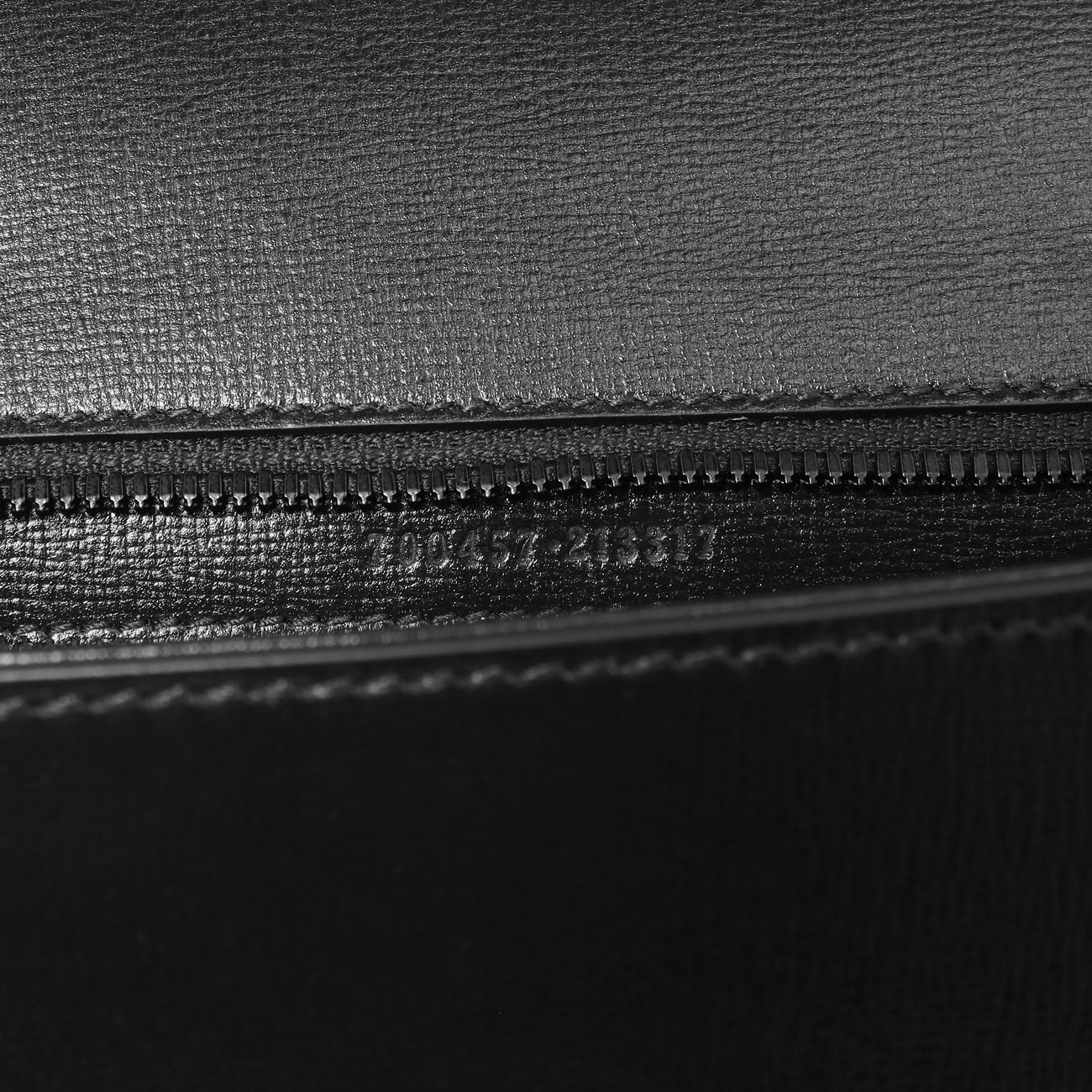 Exclusive Gucci Black Azalea Calfskin Web Monochrome Horsebit 1955 Shoulder Bag — Lifestyle View
