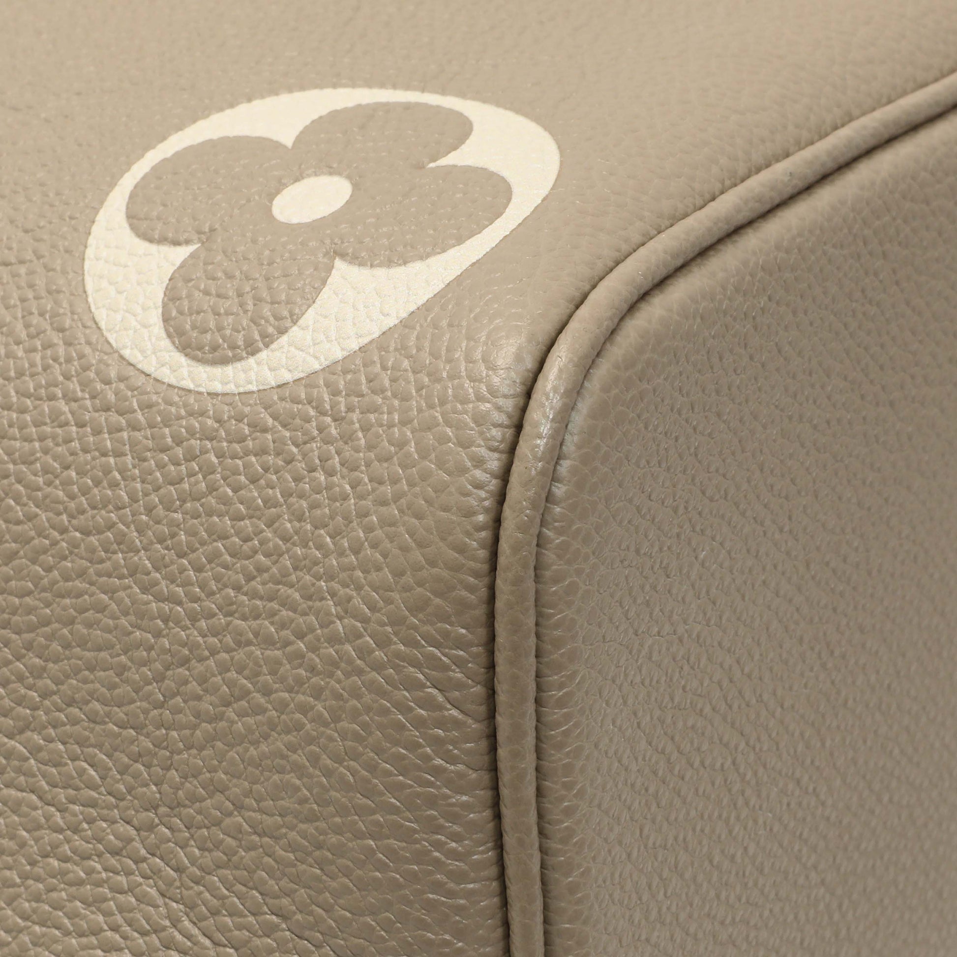 Exclusive Louis Vuitton Tourterelle Creme Empreinte Monogram Giant NeoNoe MM — Top View