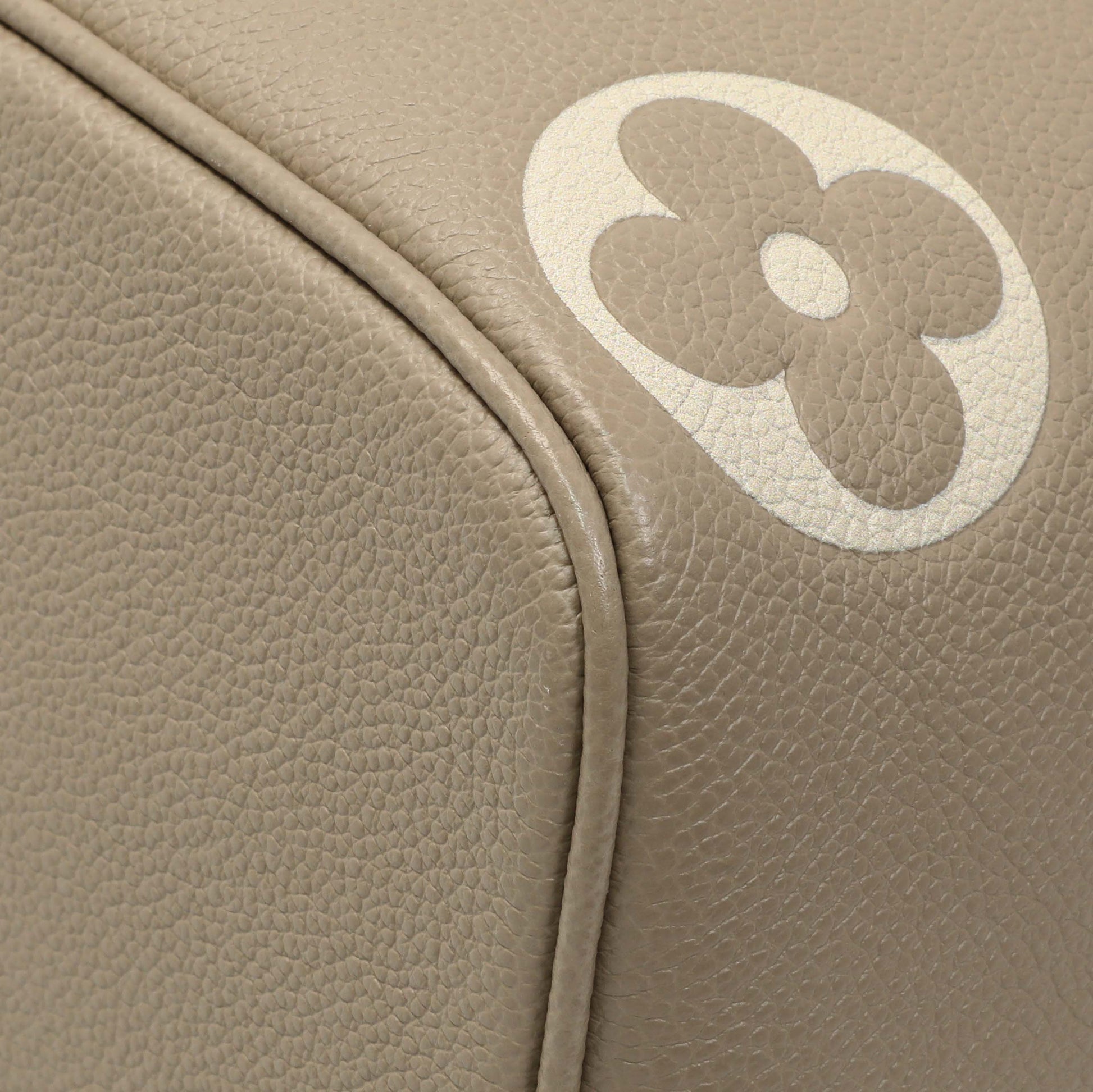 Exclusive Louis Vuitton Tourterelle Creme Empreinte Monogram Giant NeoNoe MM — Alternate View 7