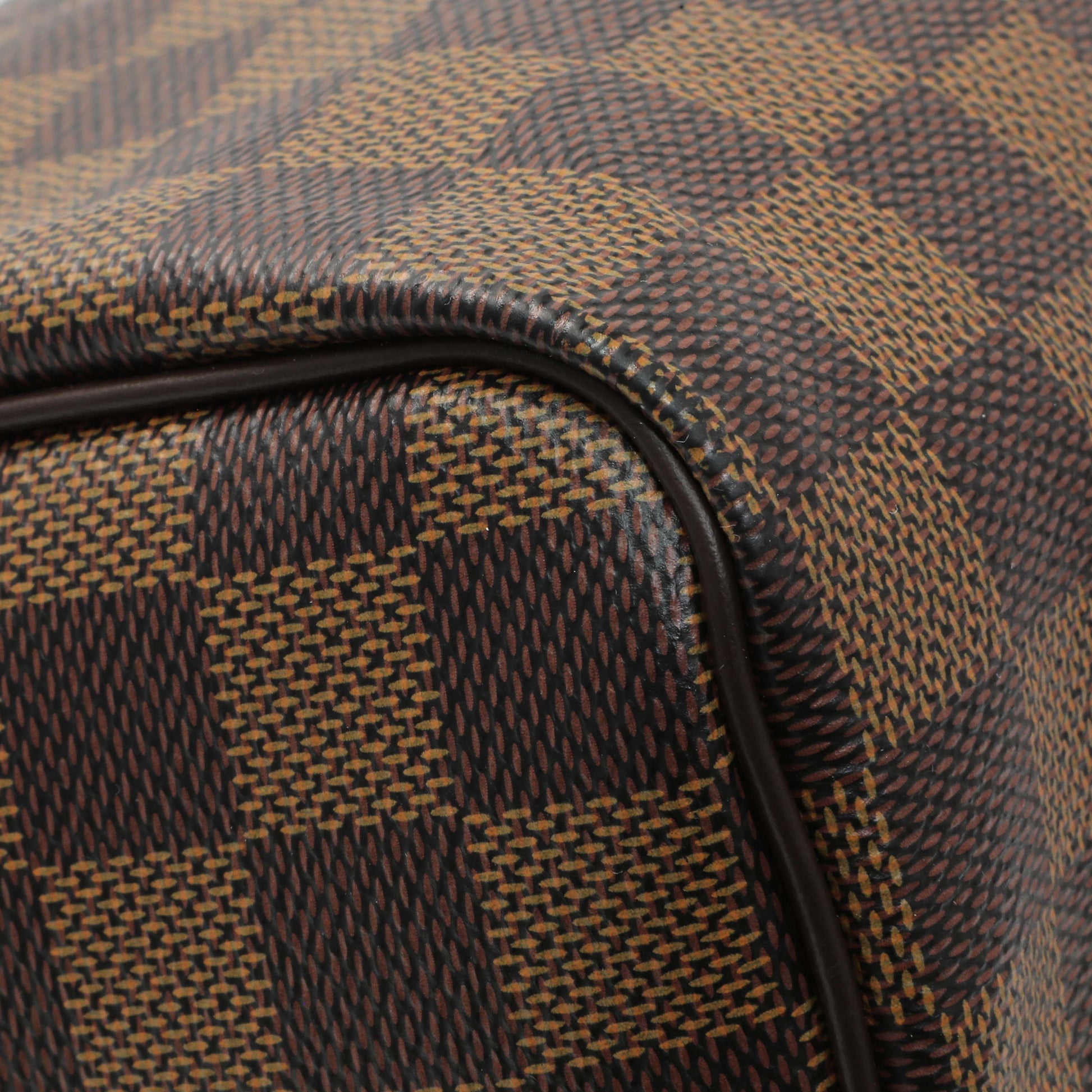 Exclusive Louis Vuitton Damier Ebene Speedy Bandouliere 25 — Top View
