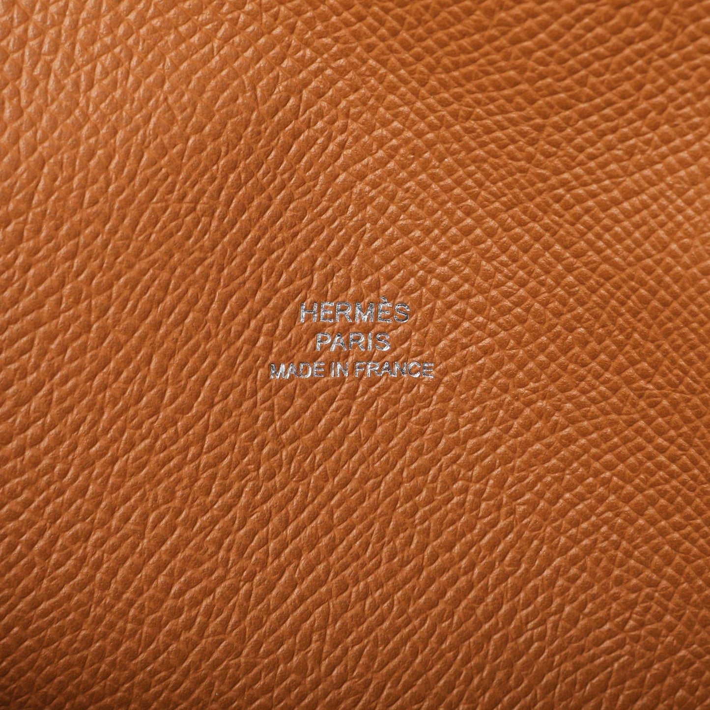 Exclusive Hermes Gold Epsom Hermesnap Wallet — Detail View