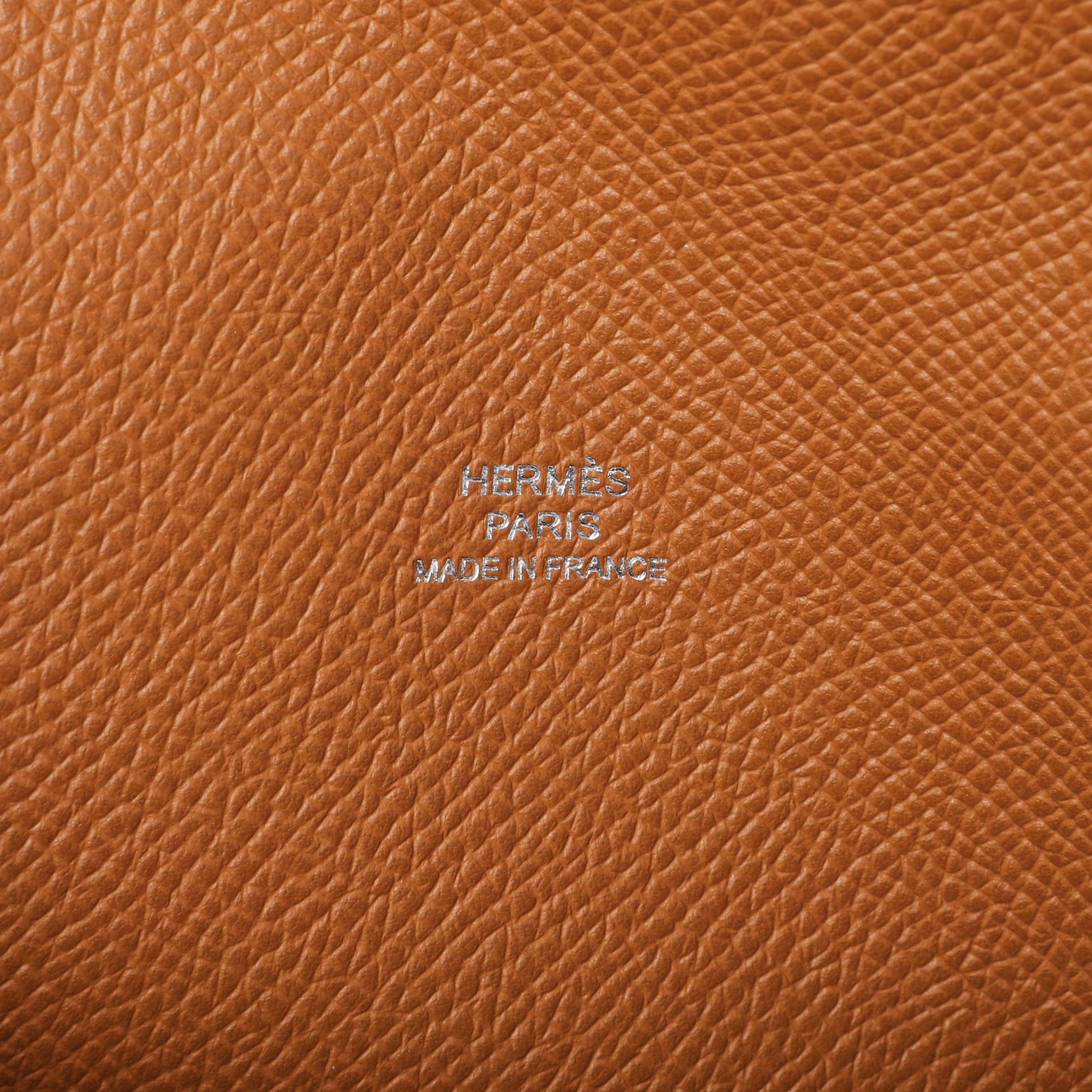 Exclusive Hermes Gold Epsom Hermesnap Wallet — Detail View