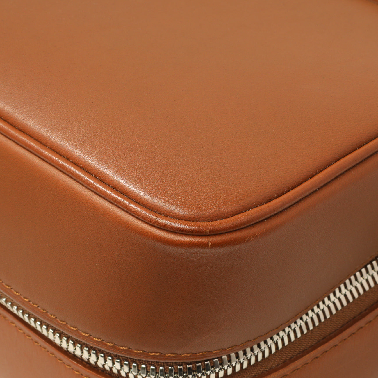 Exclusive Louis Vuitton Tobacco Nomade Porte-Documents Voyage — Alternate View 10