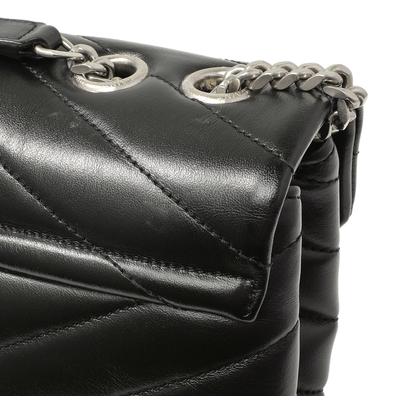 Exclusive Saint Laurent Black Calfskin Y Quilted Monogram Medium Loulou Chain Satchel — Alternate View 11