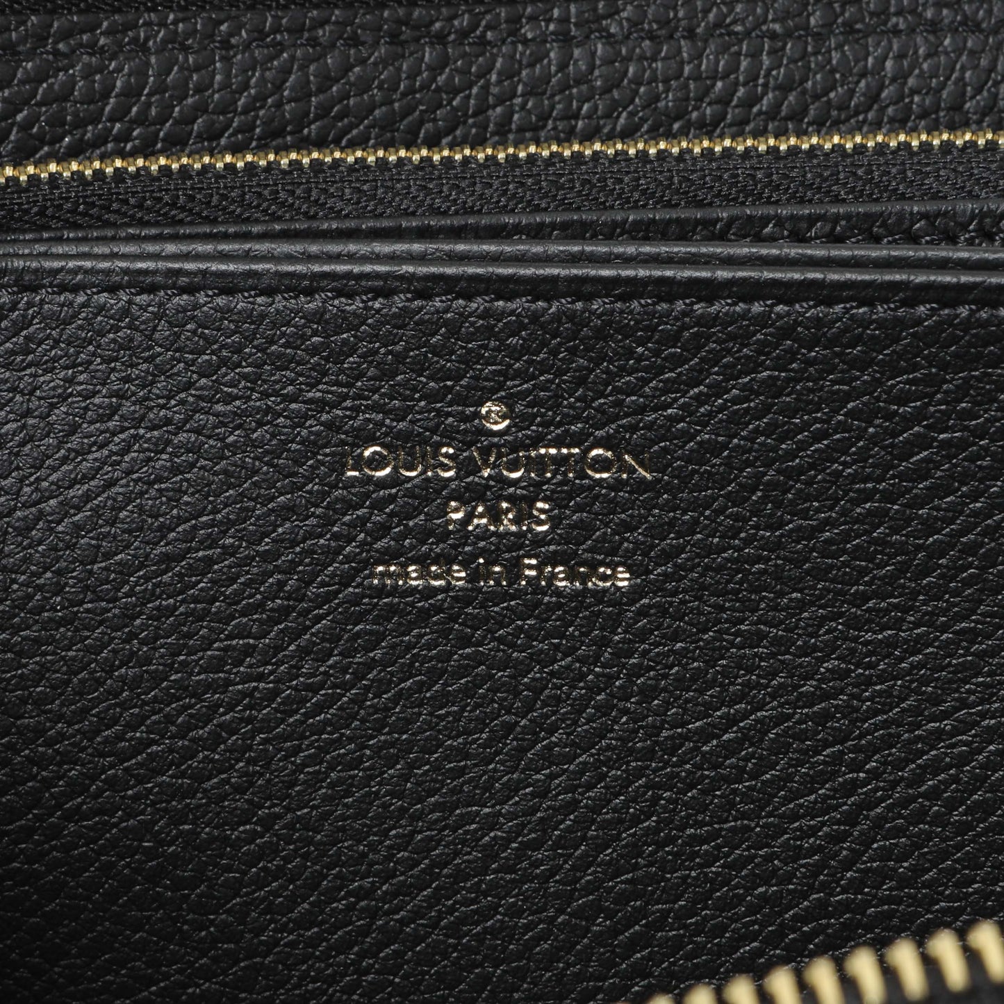 Exclusive Louis Vuitton Black Empreinte Zippy Wallet — Detail View