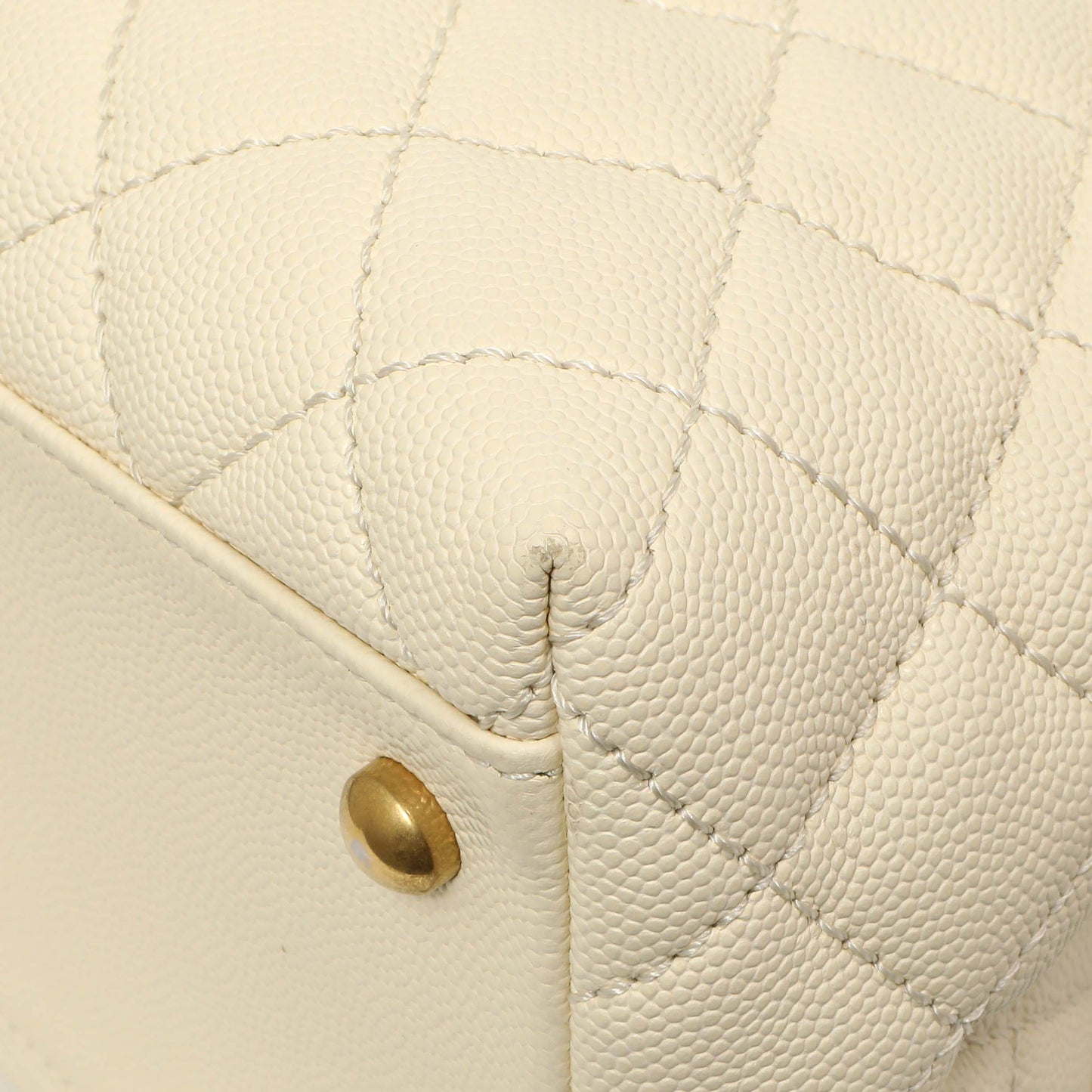 Exclusive Chanel White Quilted Caviar Medium Coco Handle — Alternate View 7