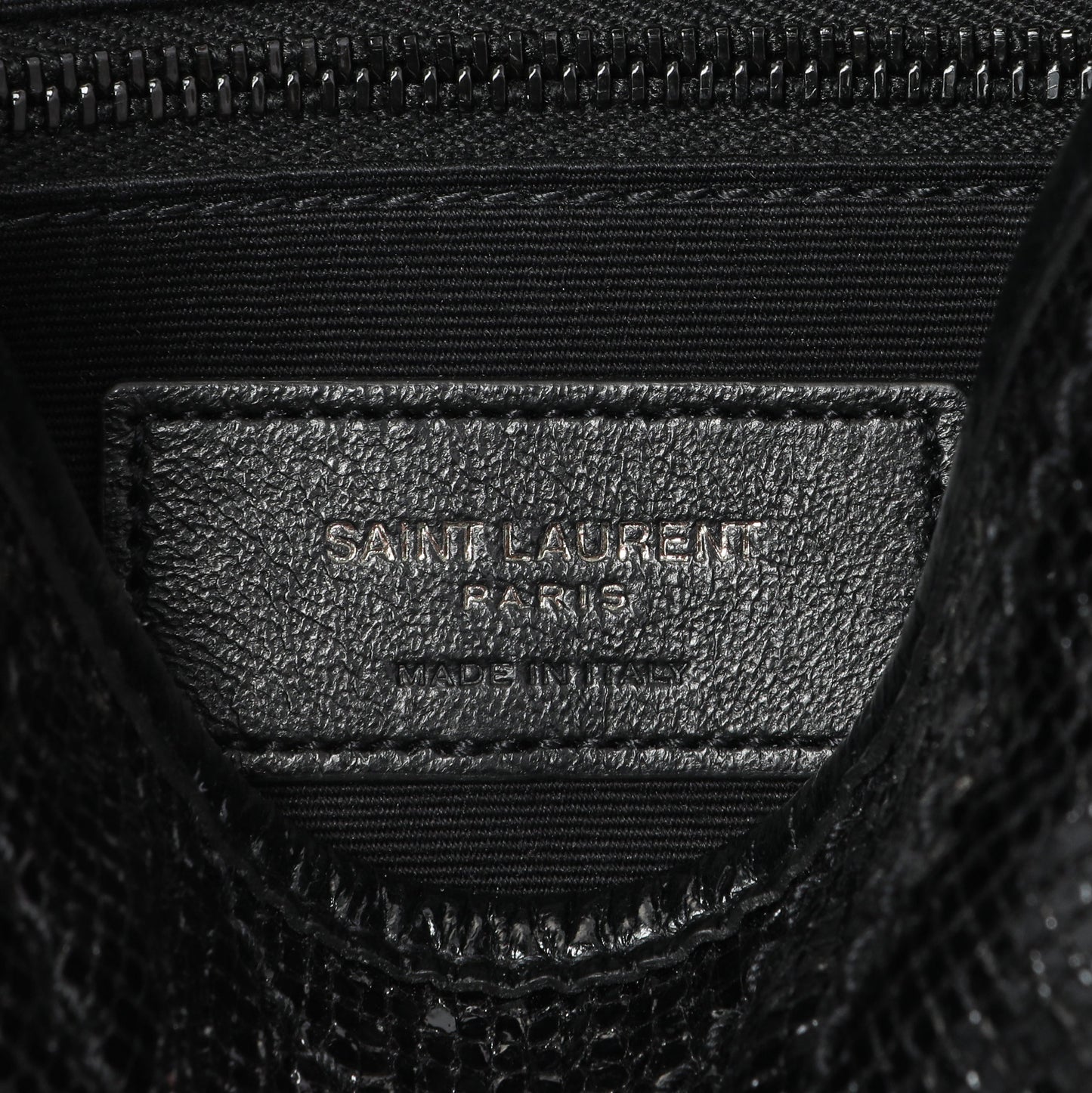Exclusive Saint Laurent Black Metallic Cracked Calfskin Monogram Niki Chain Wallet — Detail View