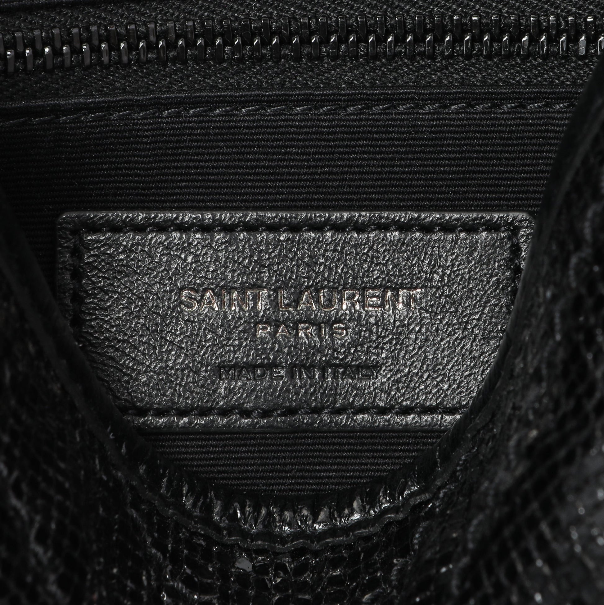Exclusive Saint Laurent Black Metallic Cracked Calfskin Monogram Niki Chain Wallet — Detail View