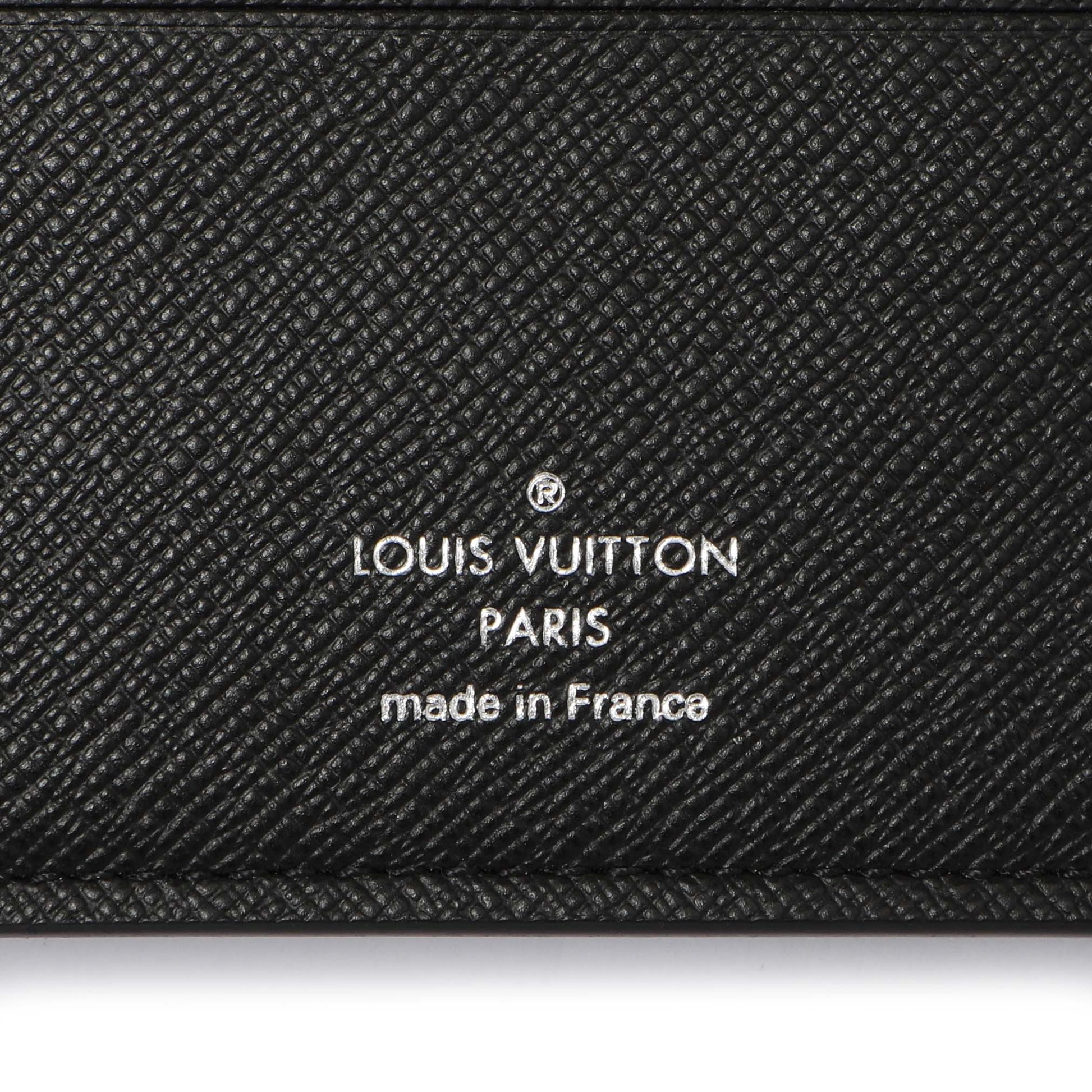Exclusive Louis Vuitton Black Taiga Multiple Wallet — Detail View