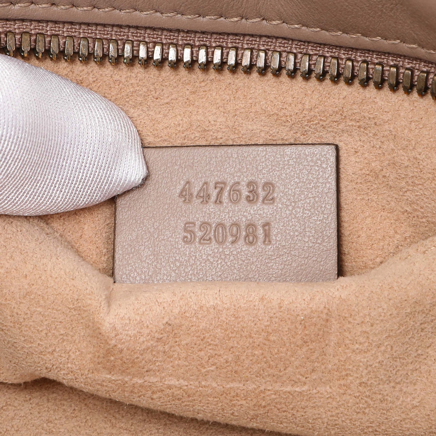 Exclusive Gucci Porcelain Rose Calfskin Matelasse Small GG Marmont Chain Shoulder Bag — Alternate View 10