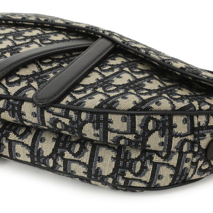 Exclusive Christian Dior Blue Oblique Saddle Bag — Detail View
