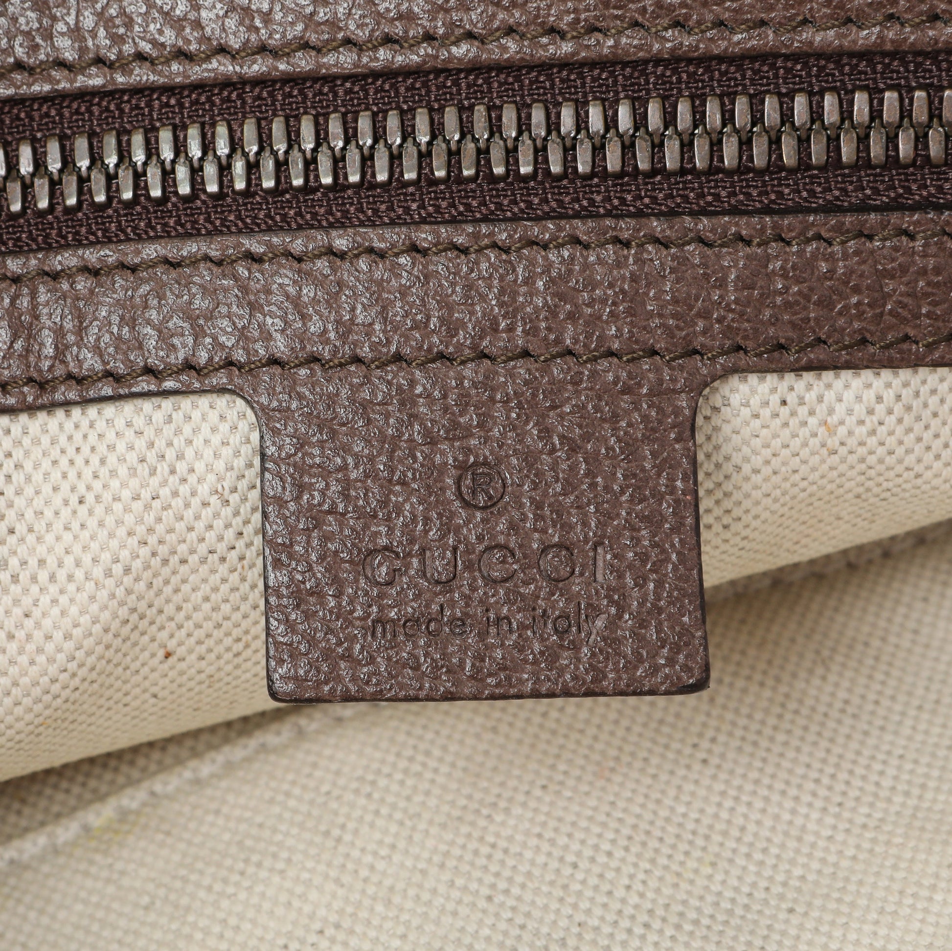 Exclusive Gucci GG Supreme Monogram Web Small Ophidia Messenger Bag — Detail View
