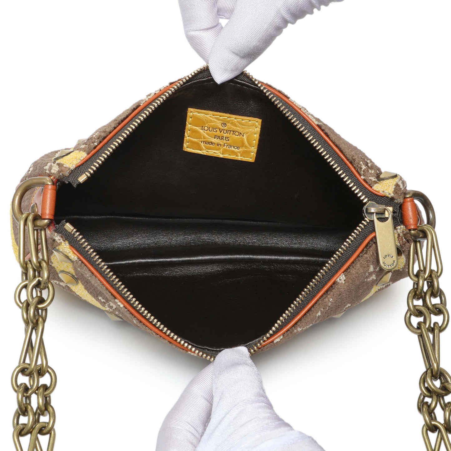 Exclusive Louis Vuitton Monogram Trompe L'oeil Pochette — Top View
