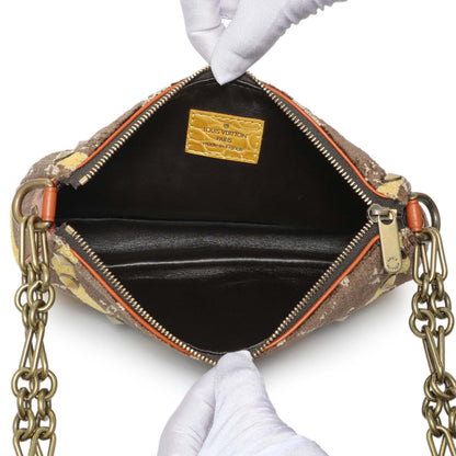 Exclusive Louis Vuitton Monogram Trompe L'oeil Pochette — Top View