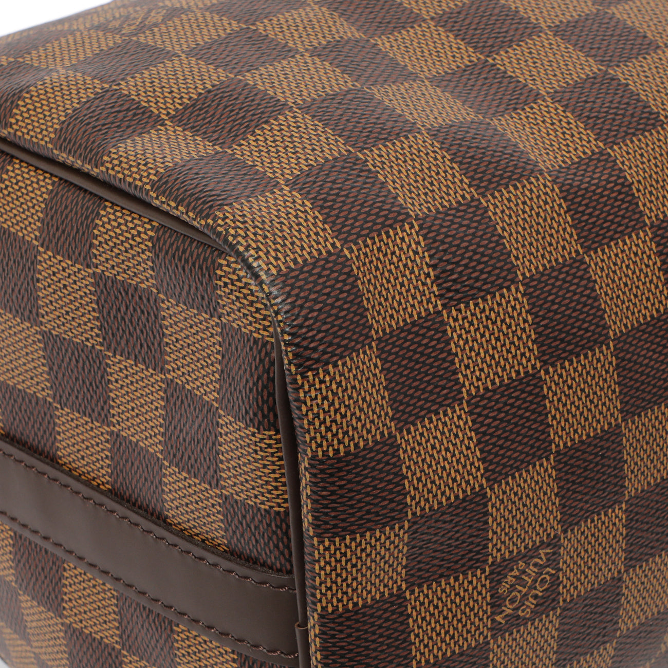 Exclusive Louis Vuitton Damier Ebene Speedy Bandouliere 25 — Lifestyle View