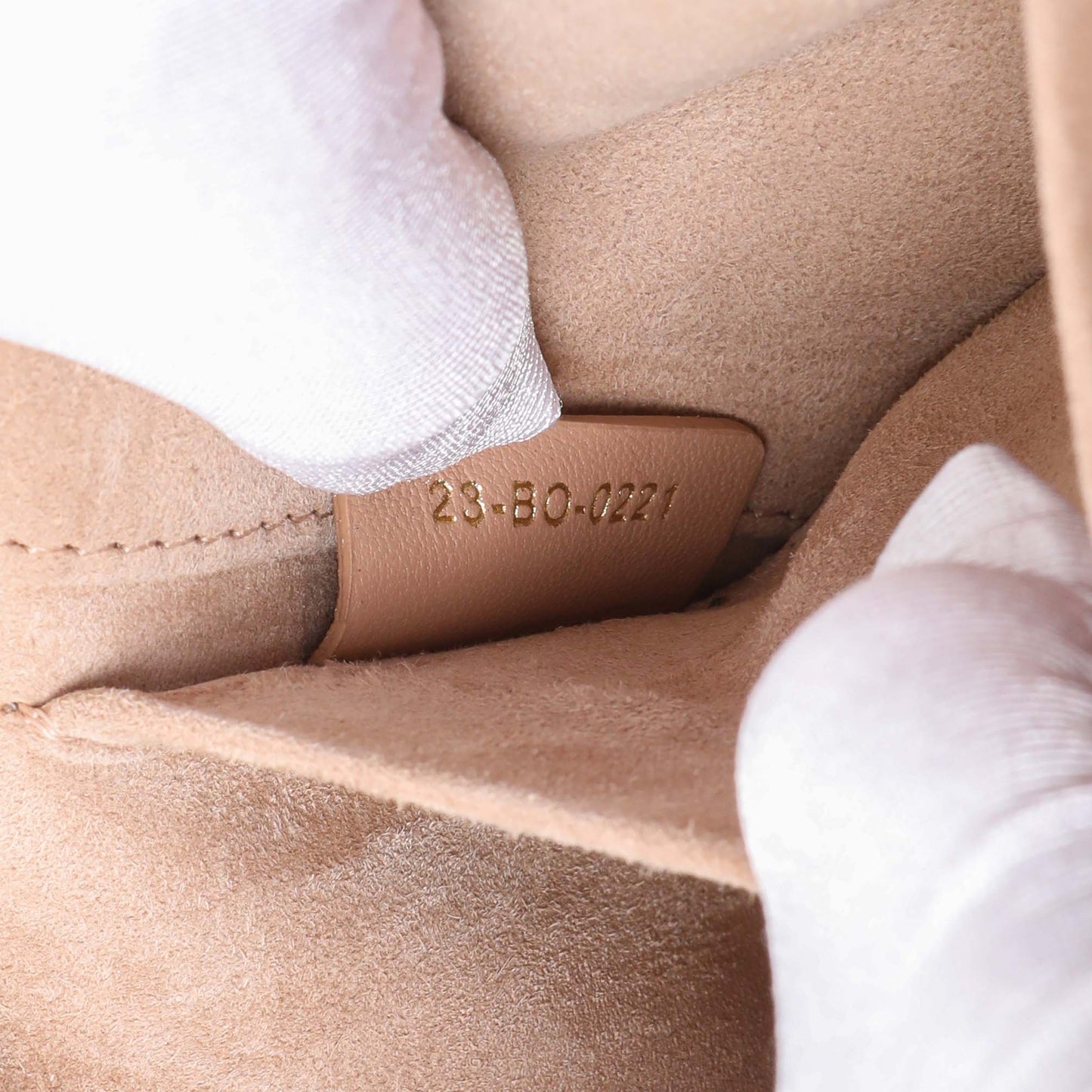 Exclusive Christian Dior Pink Lambskin Cannage Small Diortravel Vanity Case Cloud — Alternate View 10