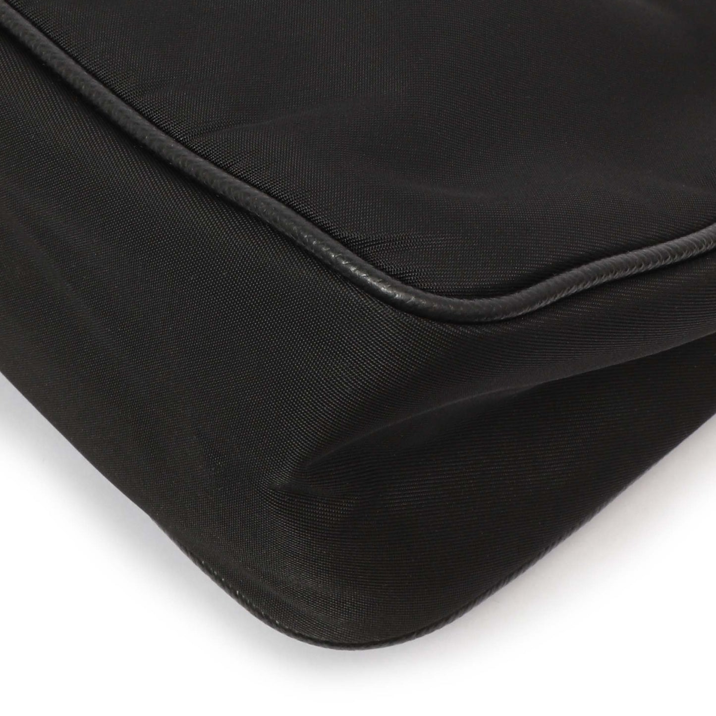 Exclusive Prada Black Re-Nylon Mini Re-Edition 2005 — Detail View