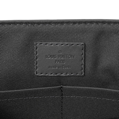 Exclusive Louis Vuitton Black Grained Calfskin Aerogram Takeoff Messenger — Detail View