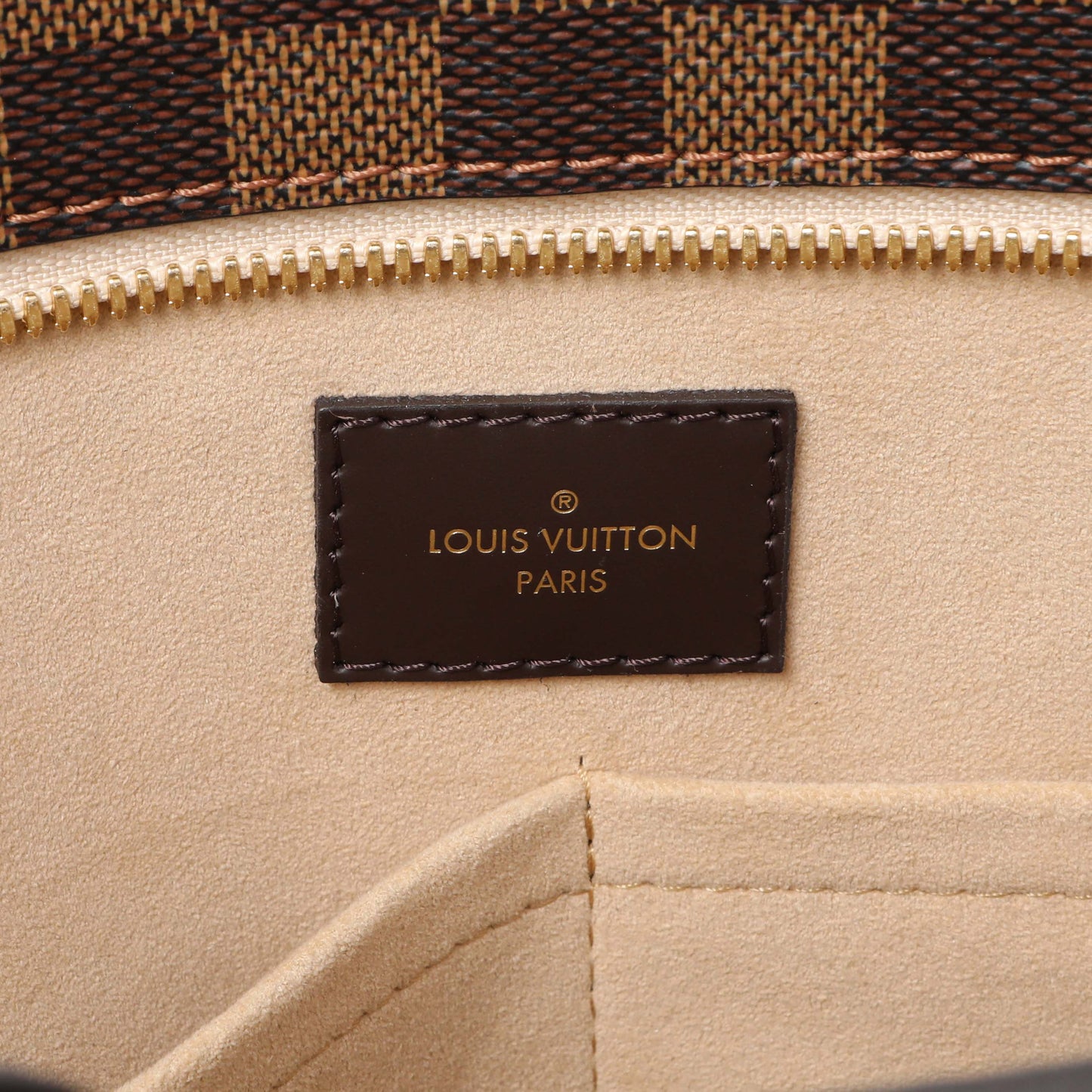Exclusive Louis Vuitton Damier Ebene Creme Jersey — Detail View