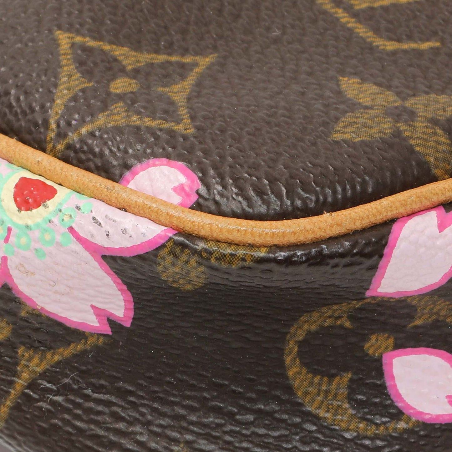 Exclusive Louis Vuitton x Takashi Murakami Monogram Cherry Blossom Pochette Accessories — Detail View