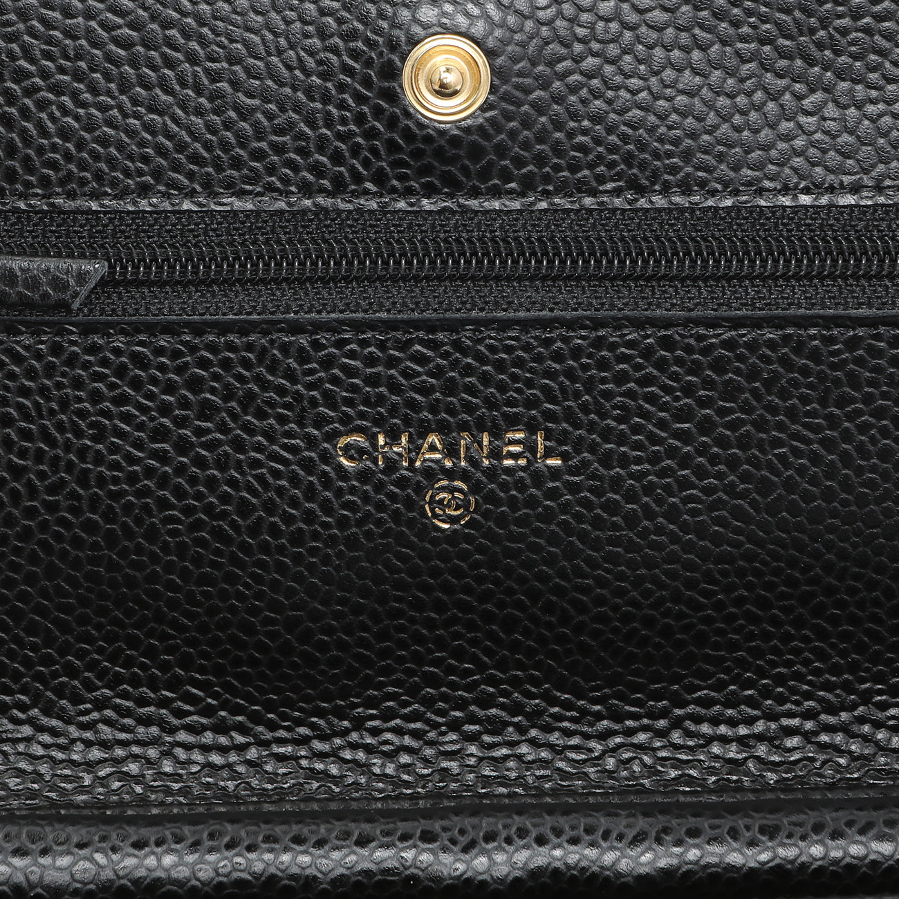 Exclusive Chanel Black Caviar Wallet On Chain — Detail View