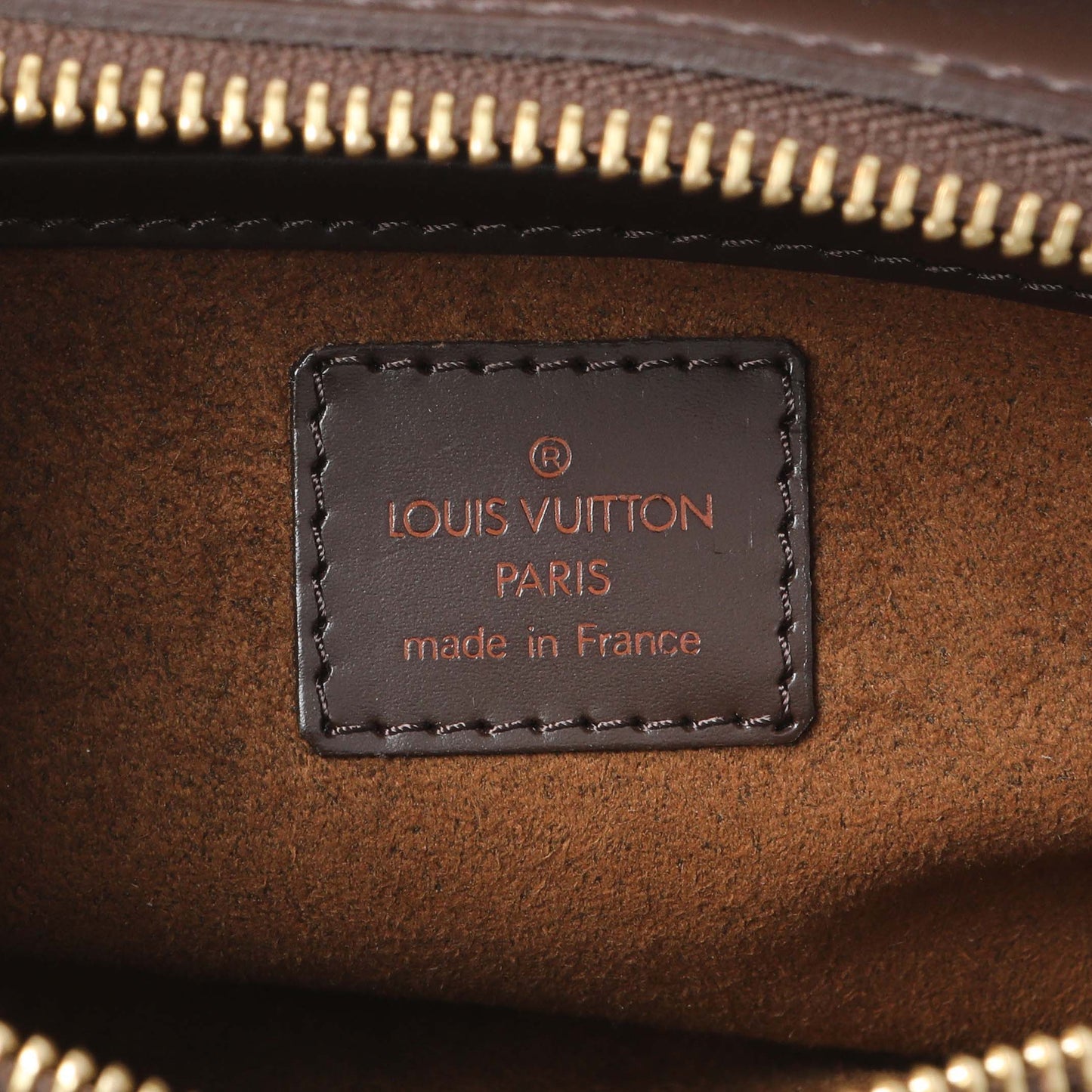 Exclusive Louis Vuitton Damier Ebene Pochette Saint Louis — Detail View