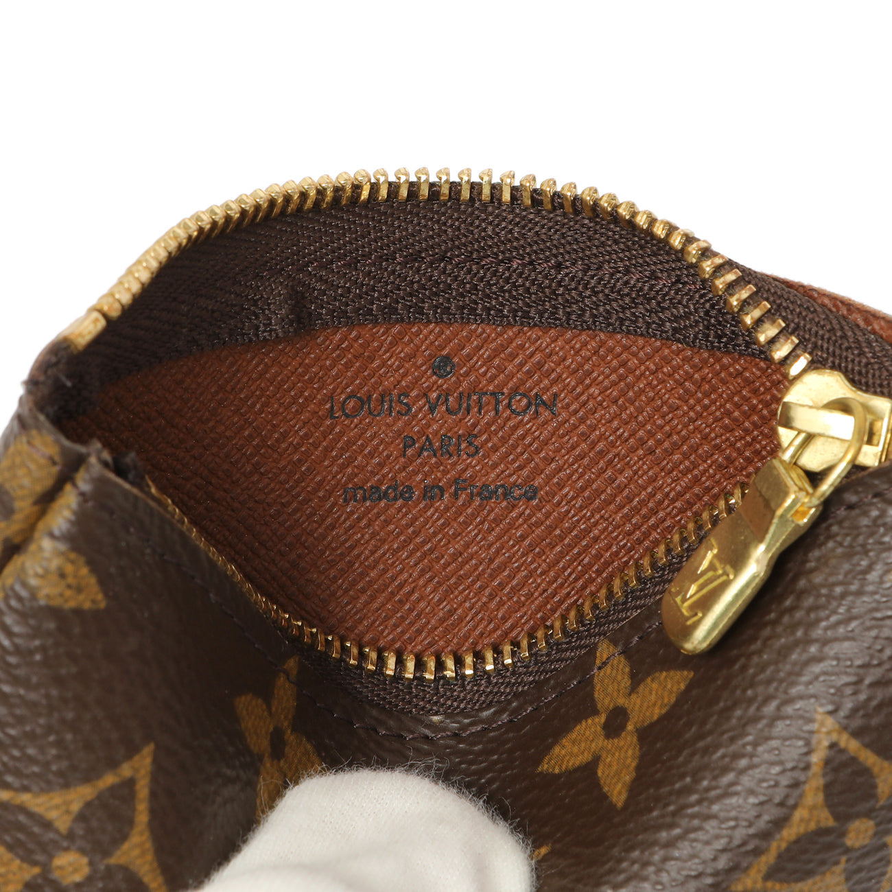 Exclusive Louis Vuitton Monogram Key Pouch — Detail View