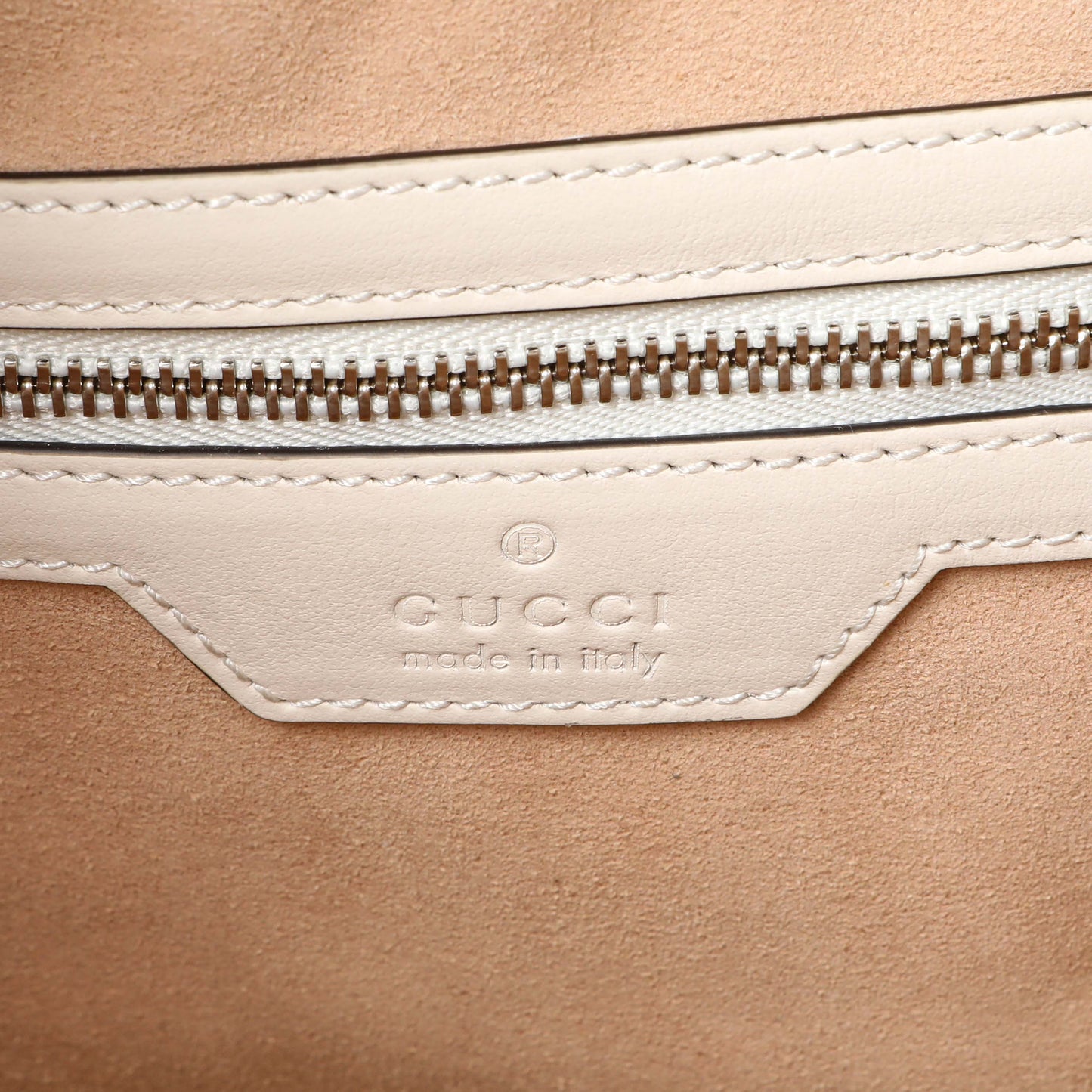 Exclusive Gucci Cream Calfskin Matelasse Medium GG Marmont Shopping Tote — Detail View