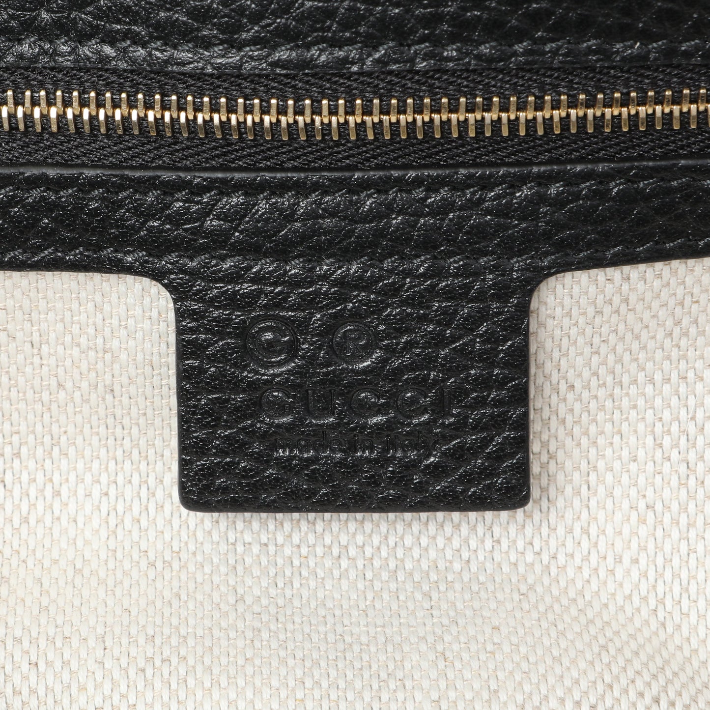 Exclusive Gucci Black Pebbled Calfskin Medium Soho Flap Crossbody — Detail View