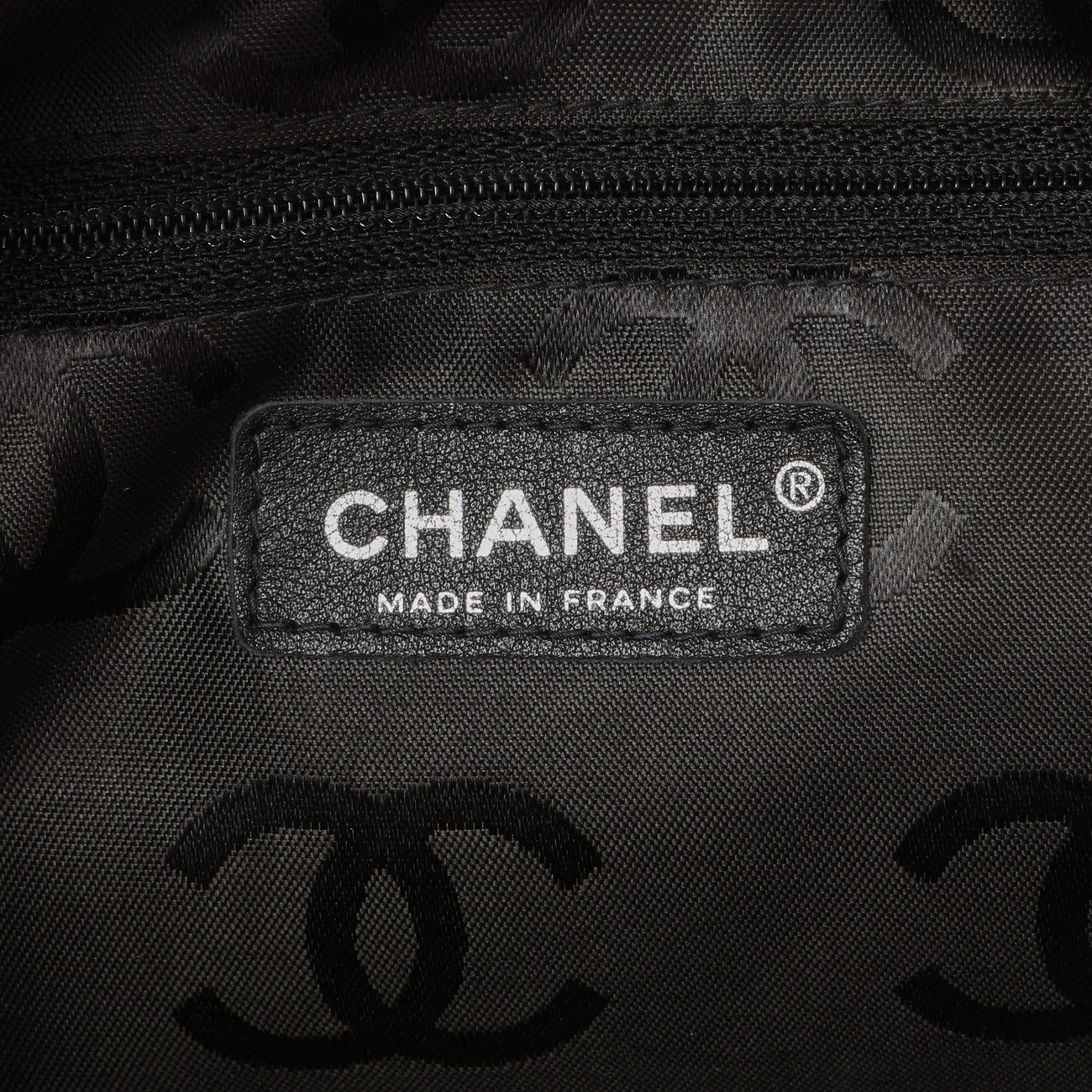 Exclusive Chanel Pink Quilted Calfskin Large Cambon Bowler — Alternate View 13