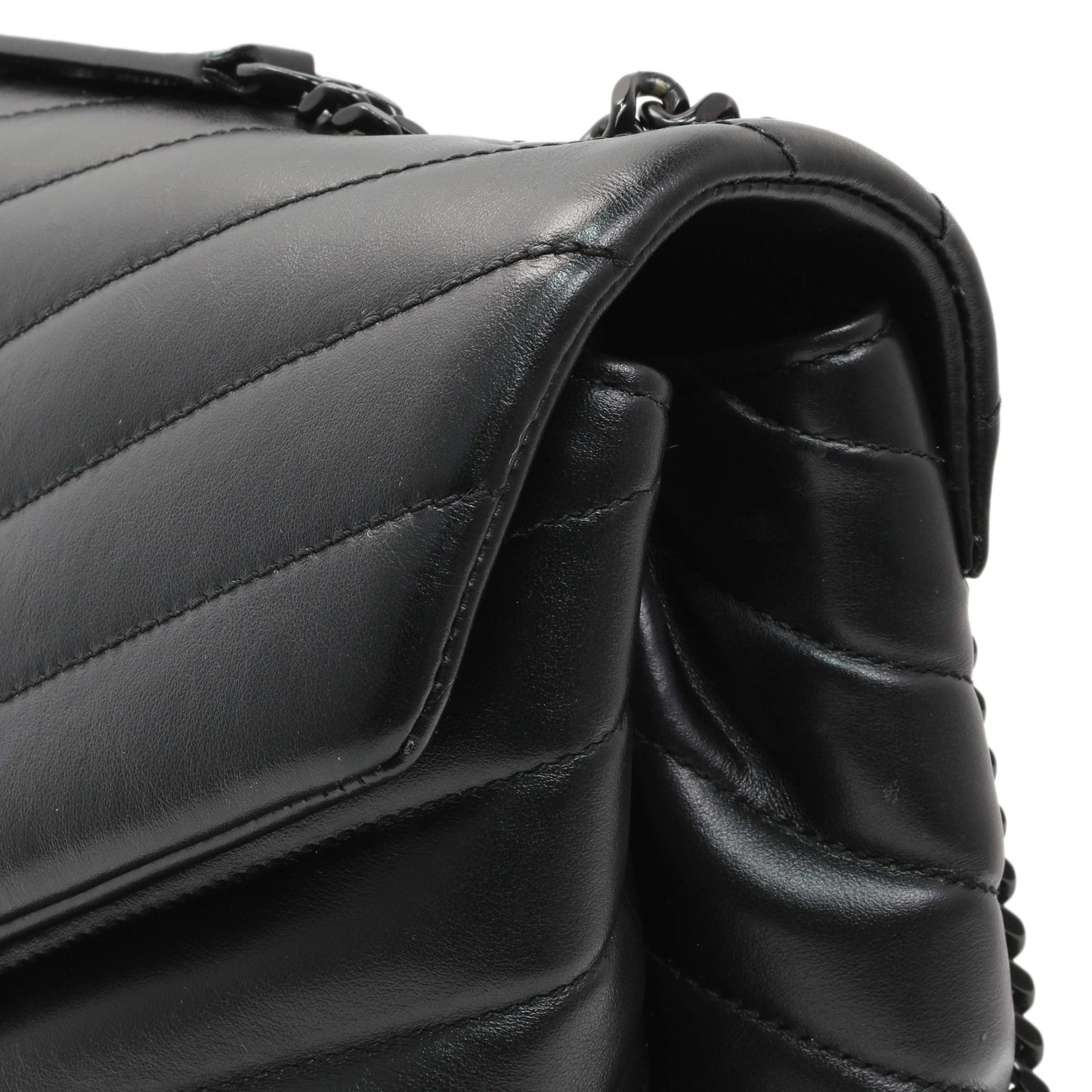 Exclusive Saint Laurent Black Calfskin Medium Loulou — Alternate View 13
