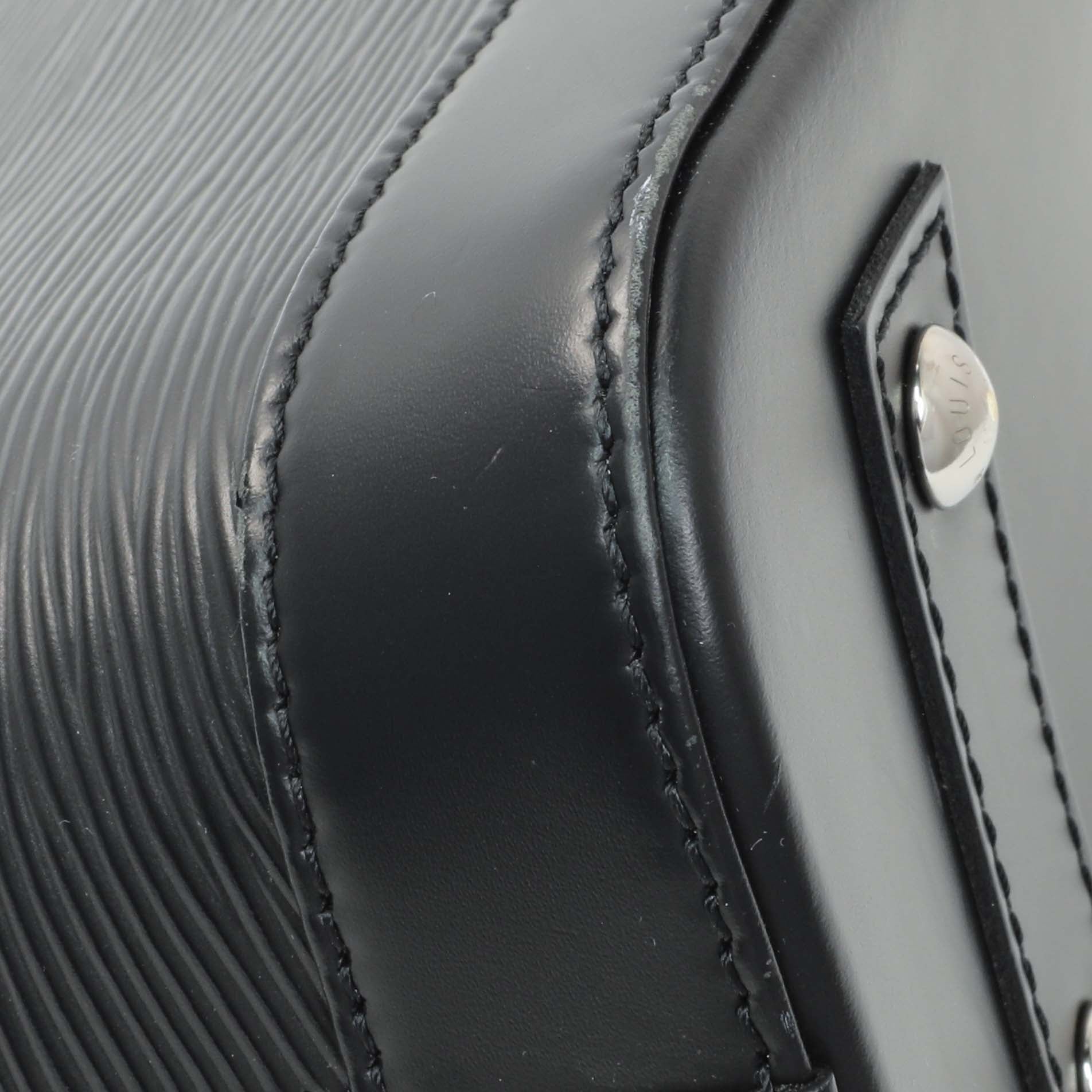 Exclusive Louis Vuitton Black Epi Alma BB — Top View